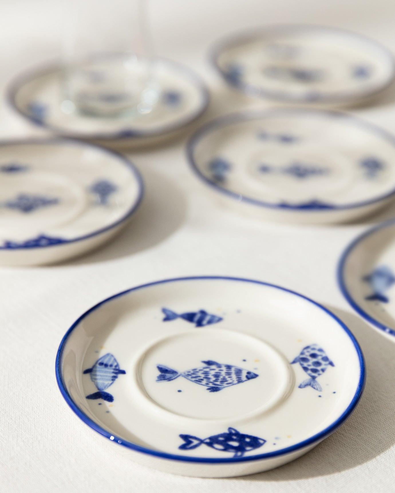 Grande Poisson 6-piece Tea Glass Saucer Set - Madame Coco JO