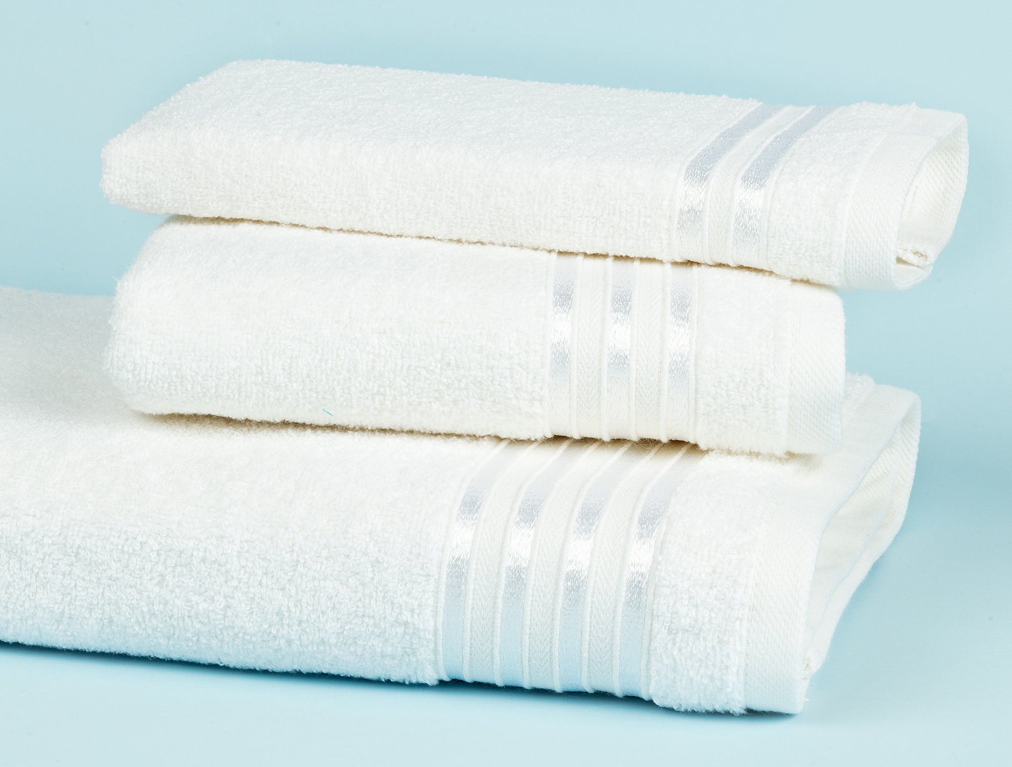 Maynor Flouche Bath Towel - Madame Coco JO