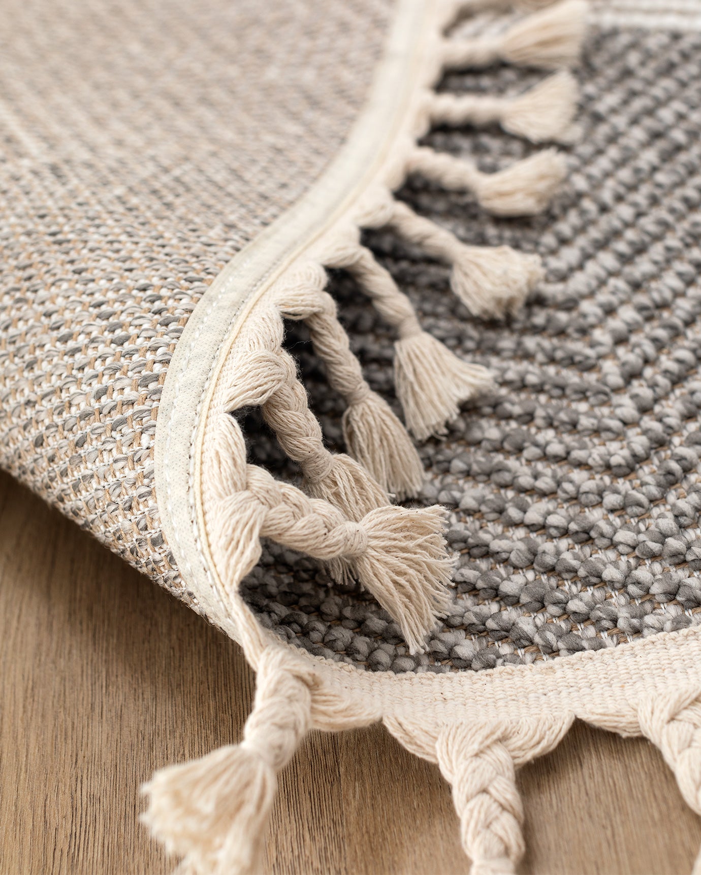 Grelot Carpet - Madame Coco JO