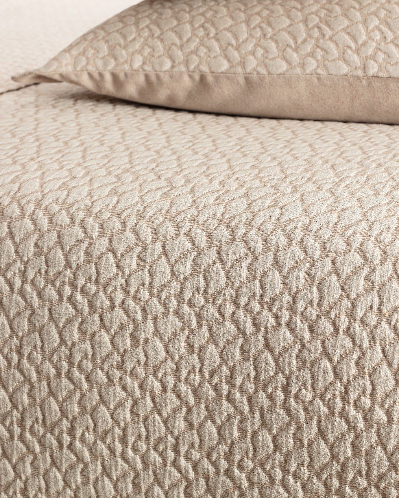 Ordre Double Size Bedspread - Madame Coco JO