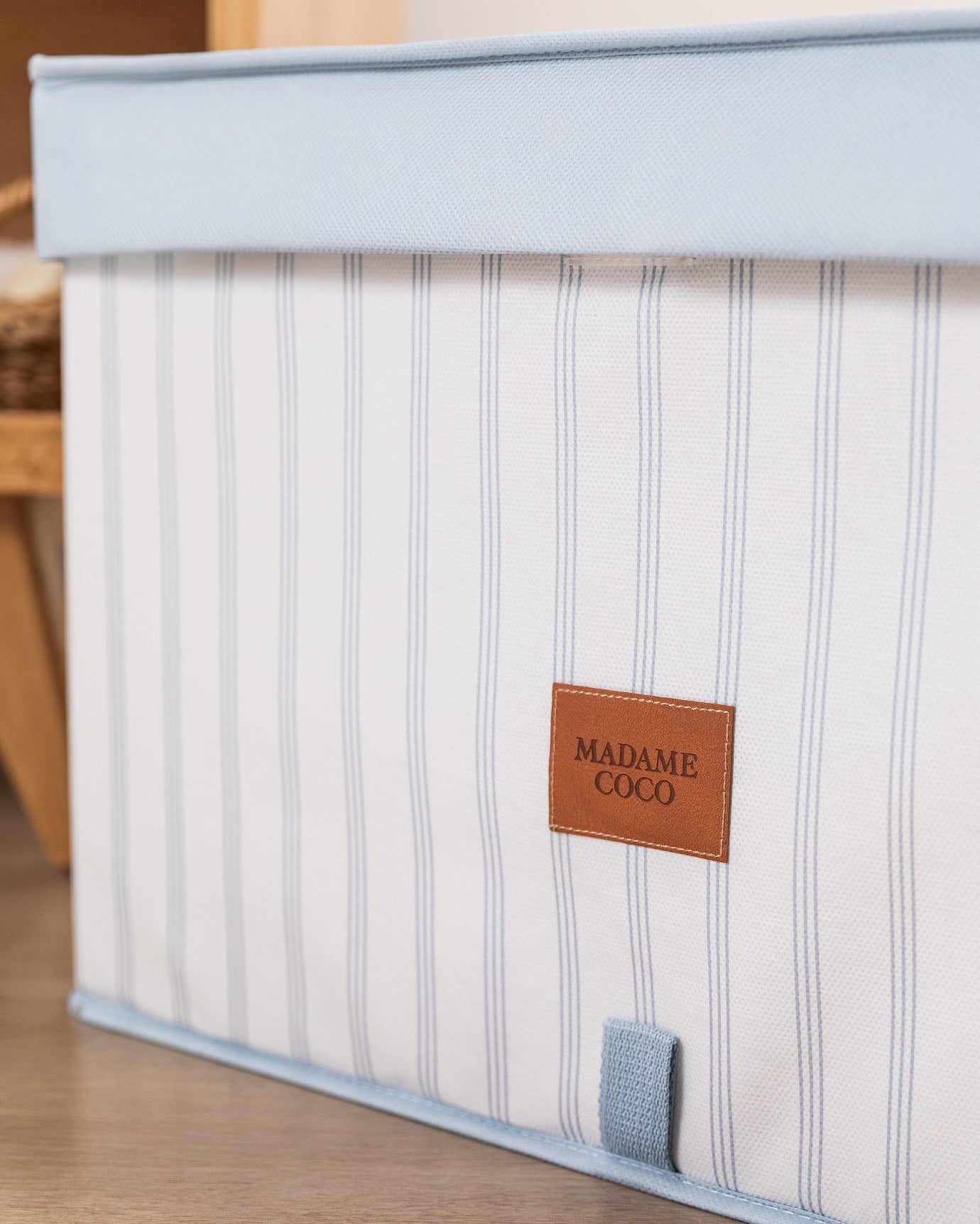 Nuage Regulatory Box With Lid - Madame Coco JO
