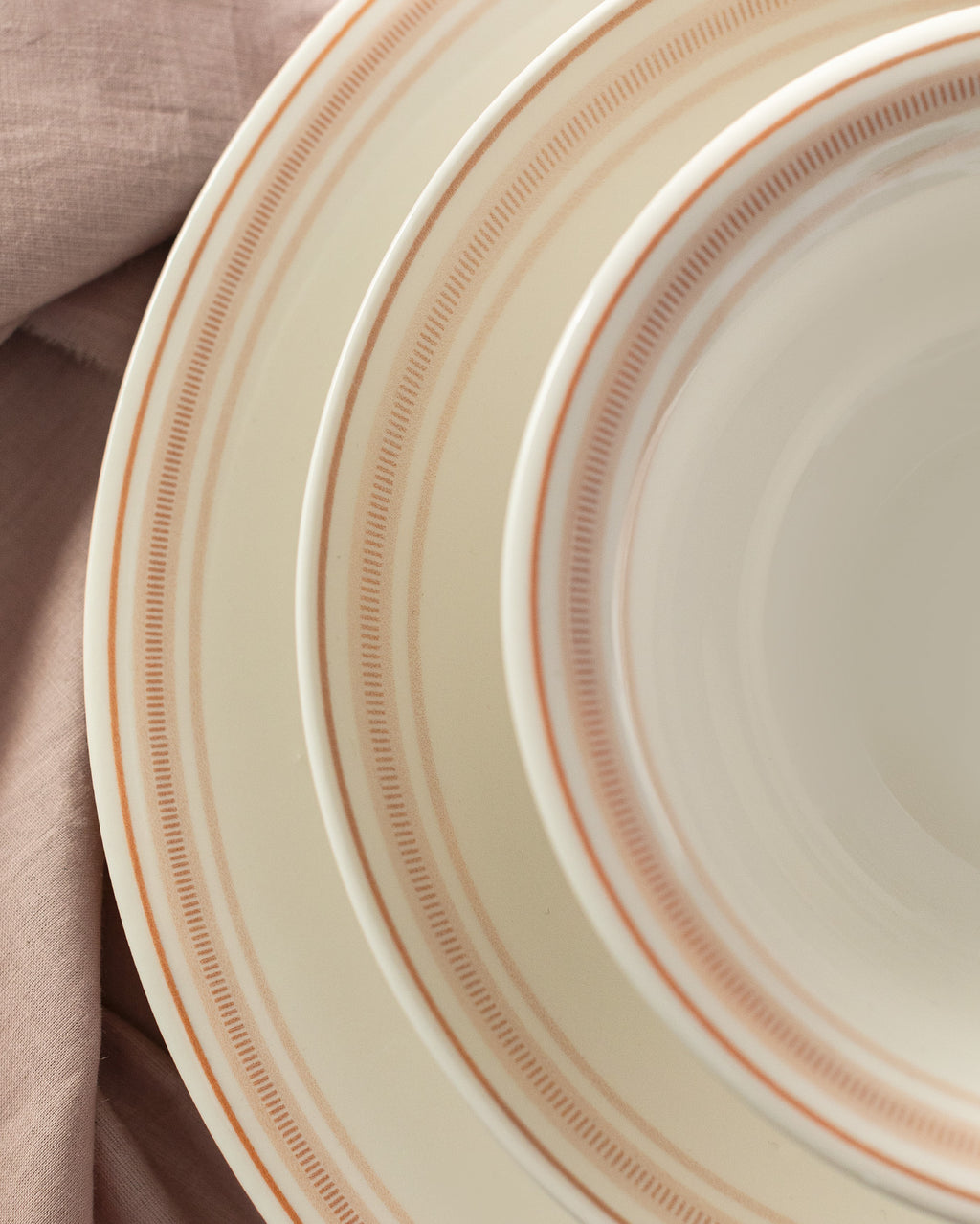 Moulin 24 Piece Dinner Set - Madame Coco JO