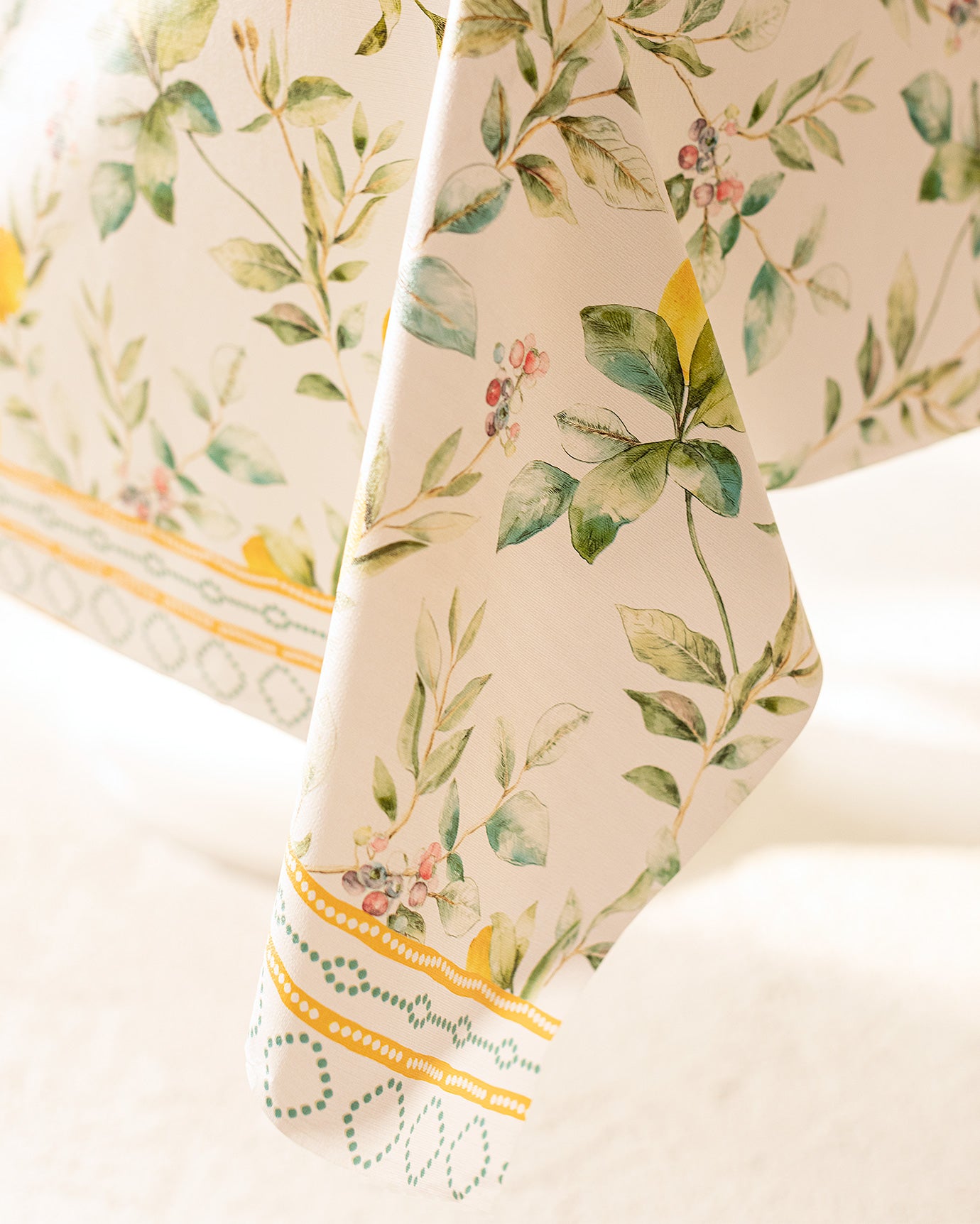 Debora Pvc Table Cloth - Madame Coco JO
