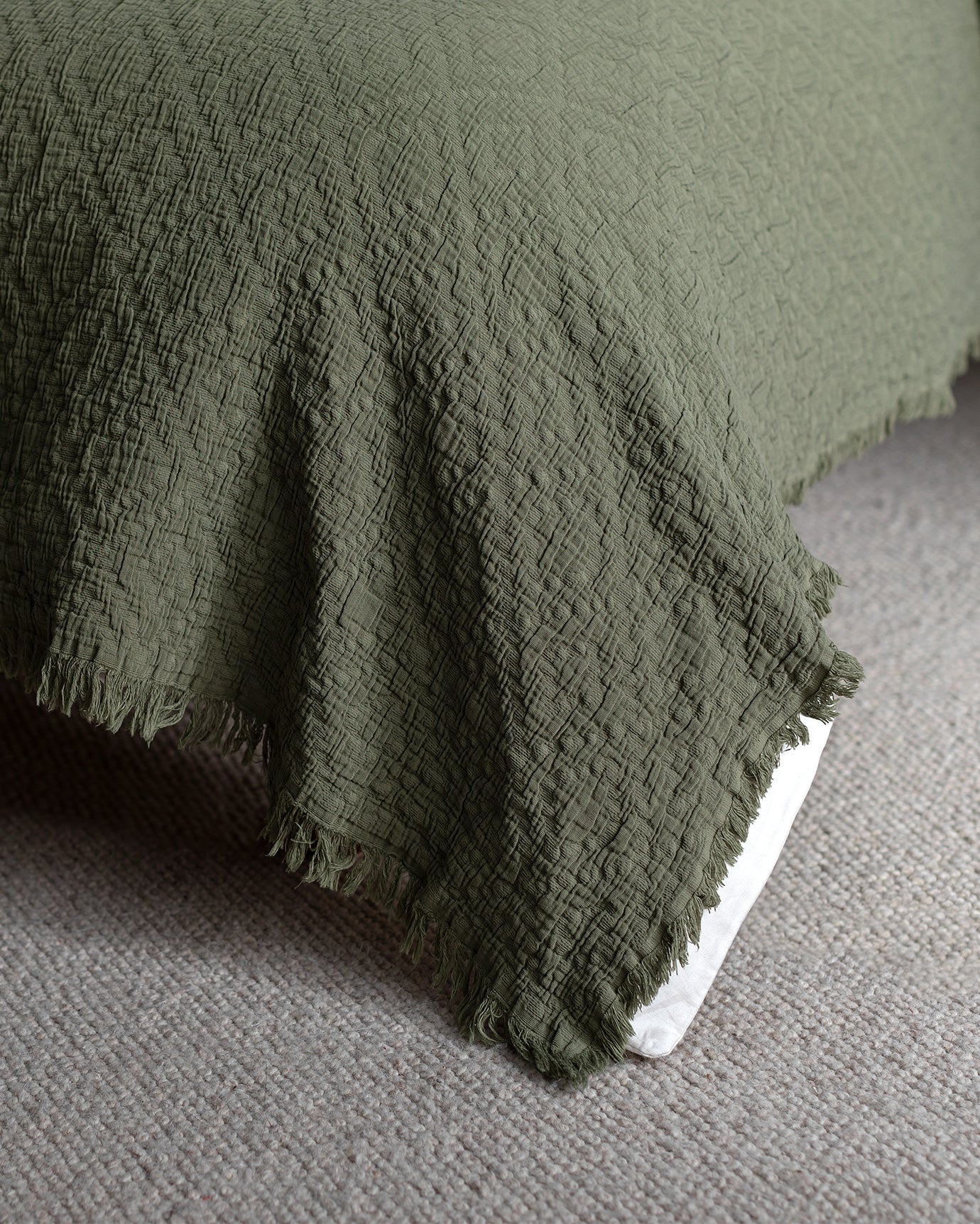 Vue King Size Bedspread - Madame Coco JO
