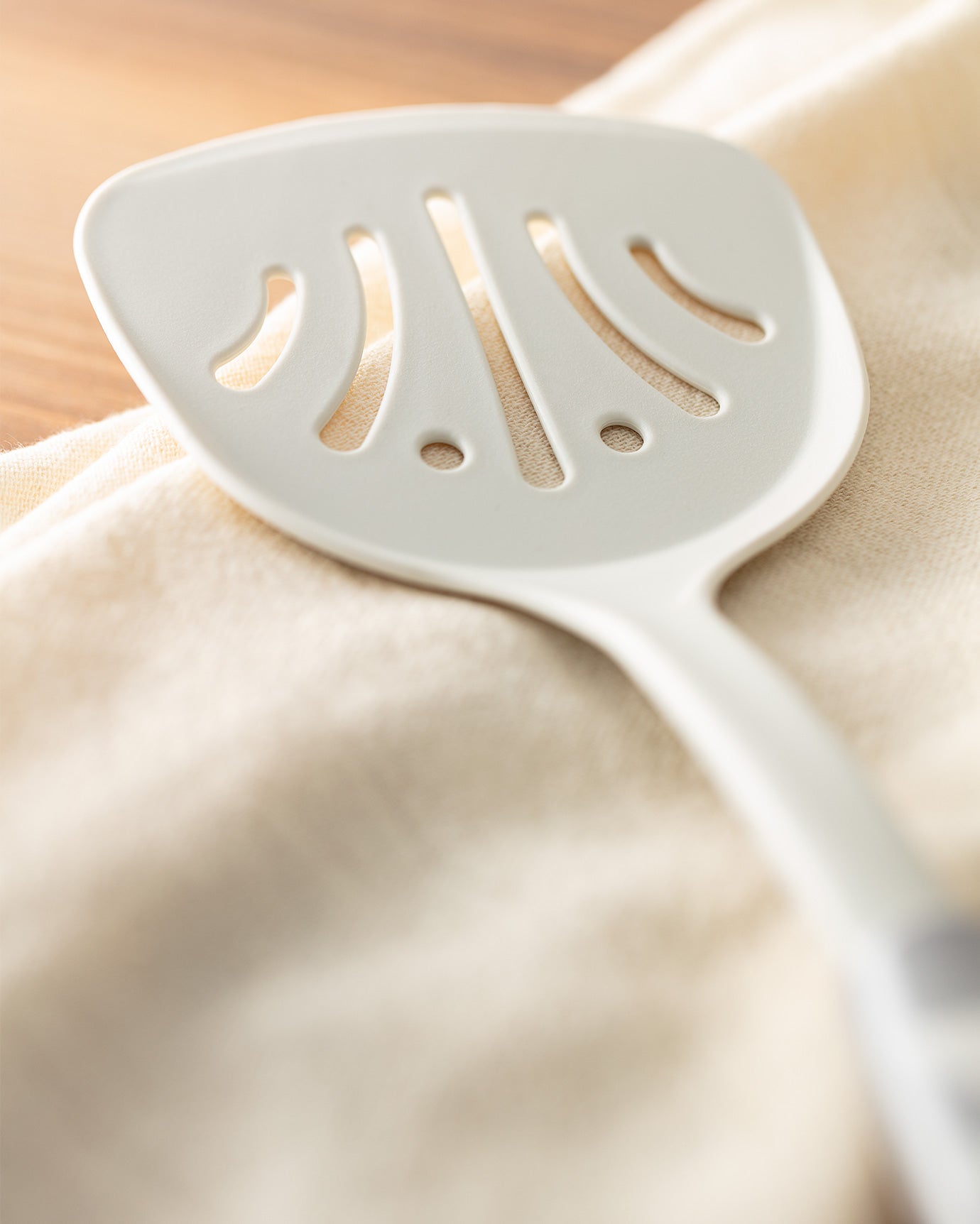 Chase Spatula - Madame Coco JO
