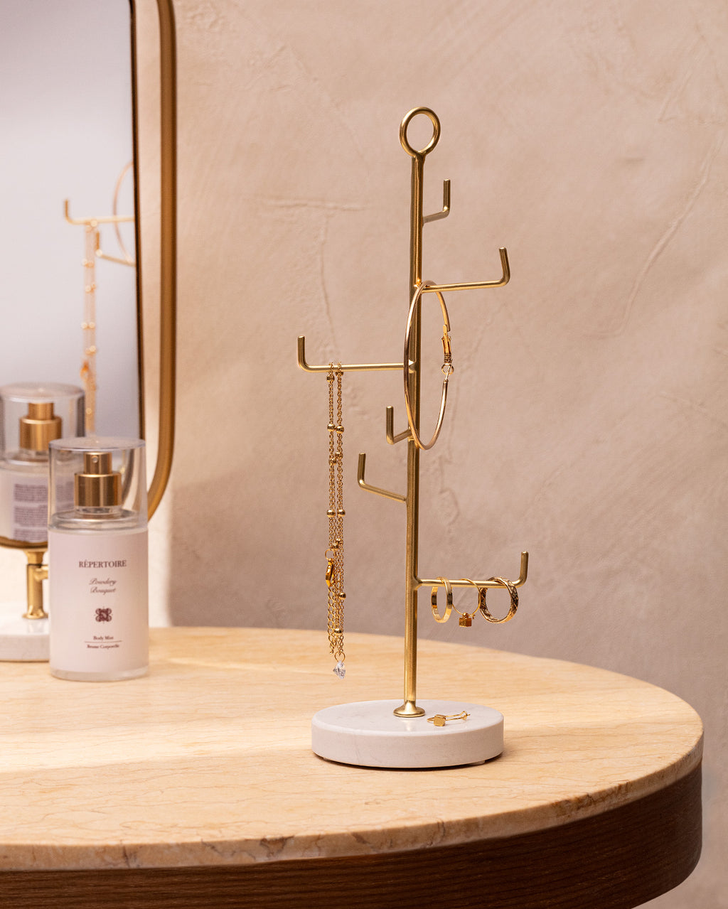 Sententia Jewelery Stand - Madame Coco JO