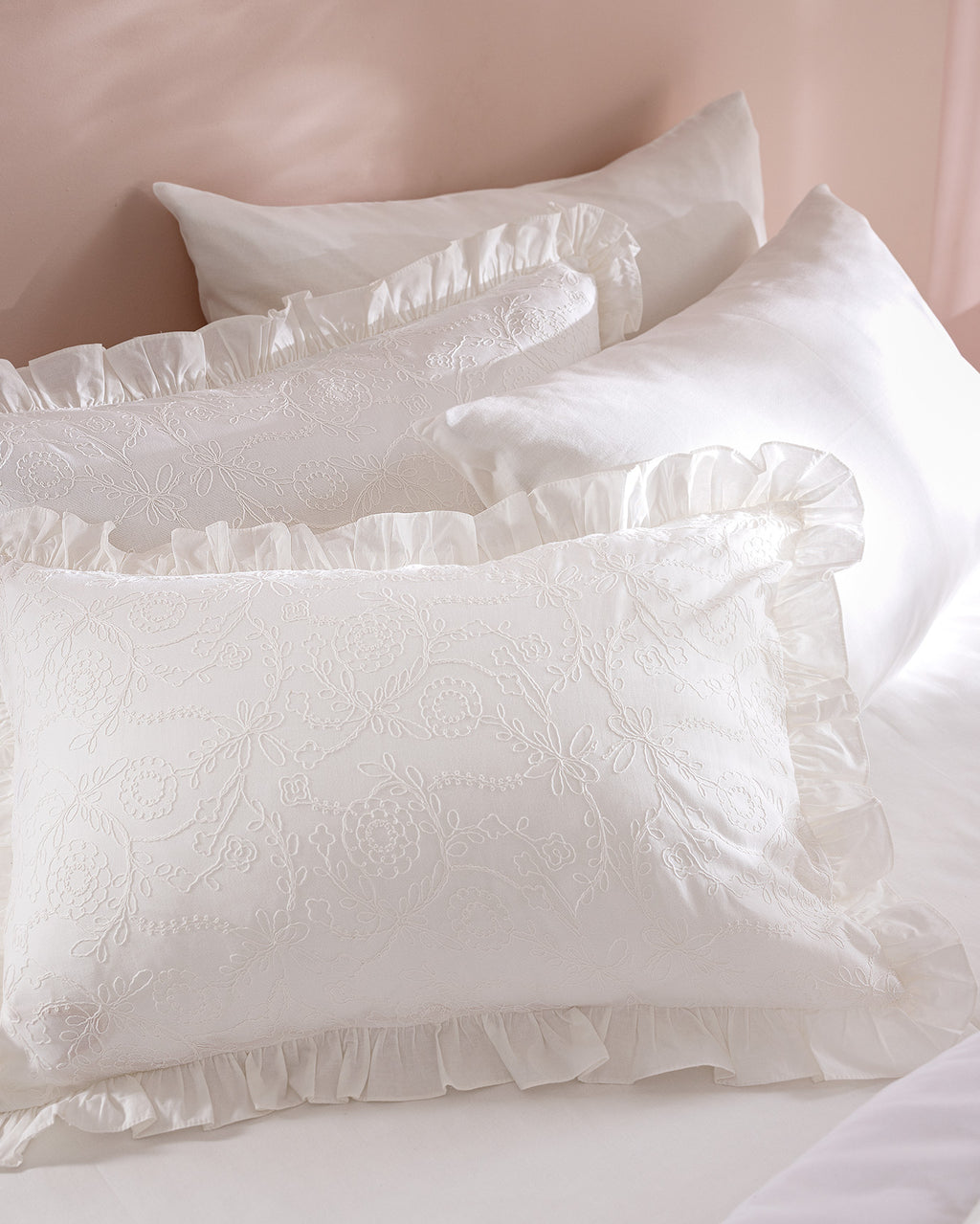 Aulne Double Sıze Embroıdery Duvet Cover Set - Madame Coco JO
