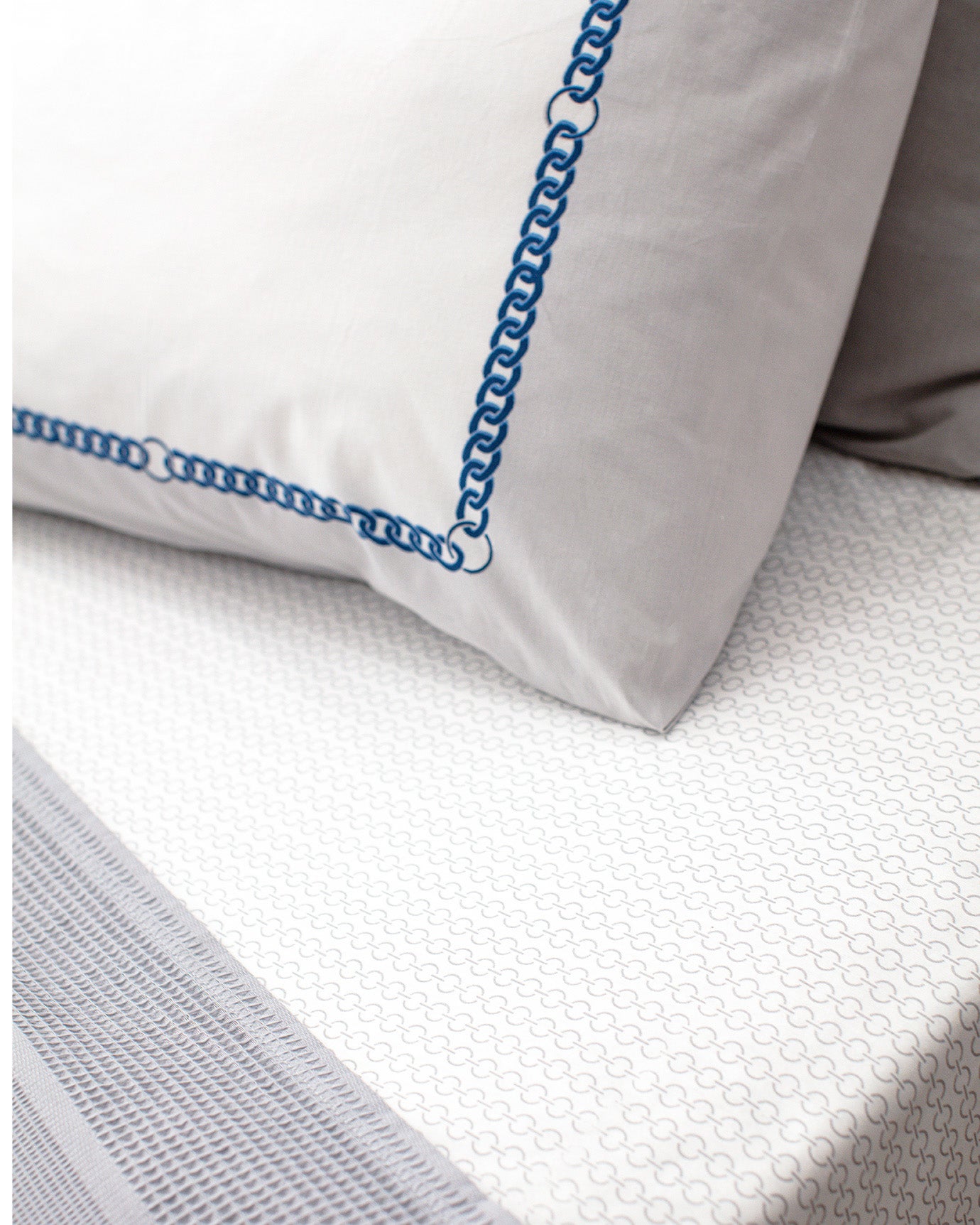 Mathilda Carded Plain King Size Pique Set - Madame Coco JO
