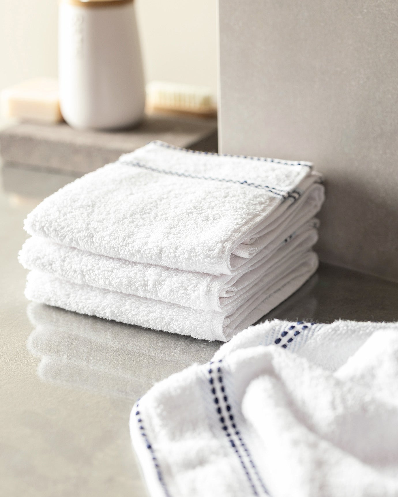 Fanya 4 Pack Hand Towel - Madame Coco JO