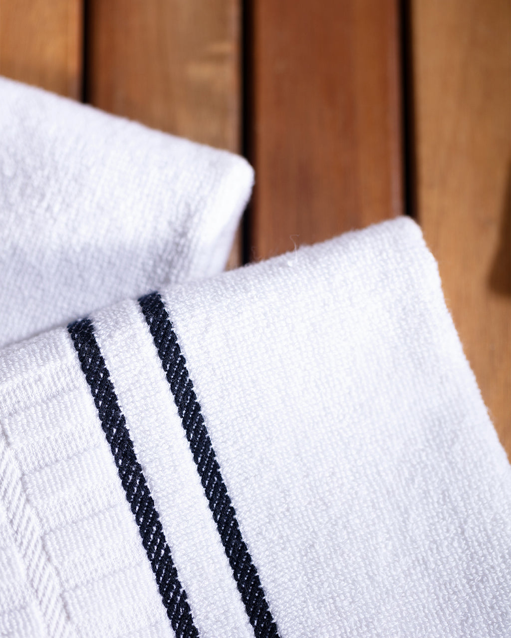 Martin 2 Pack Hand Towel - Madame Coco JO