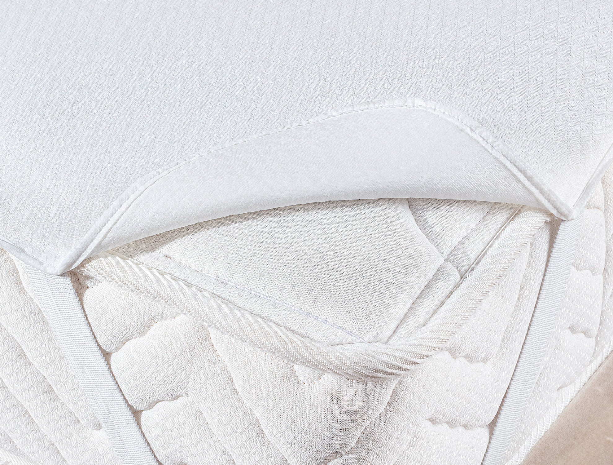 Flore Waterproof Bed Protector - Madame Coco JO