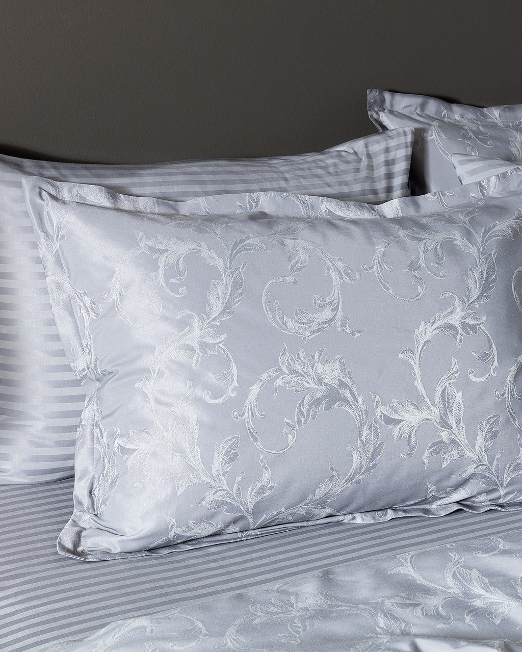 Blaye King Size Duvet Cover Set - Jacquard Satin - Madame Coco JO