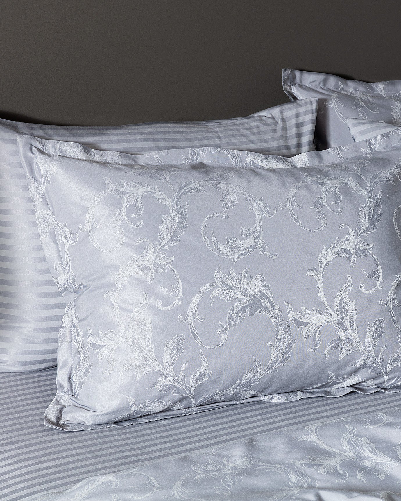 Blaye King Size Duvet Cover Set - Jacquard Satin - Madame Coco JO