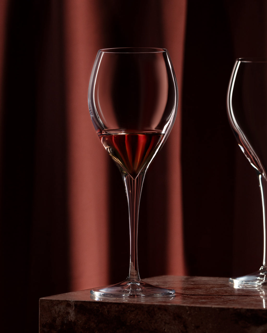 Volante 4-piece Red Wine Glass Set - Madame Coco JO