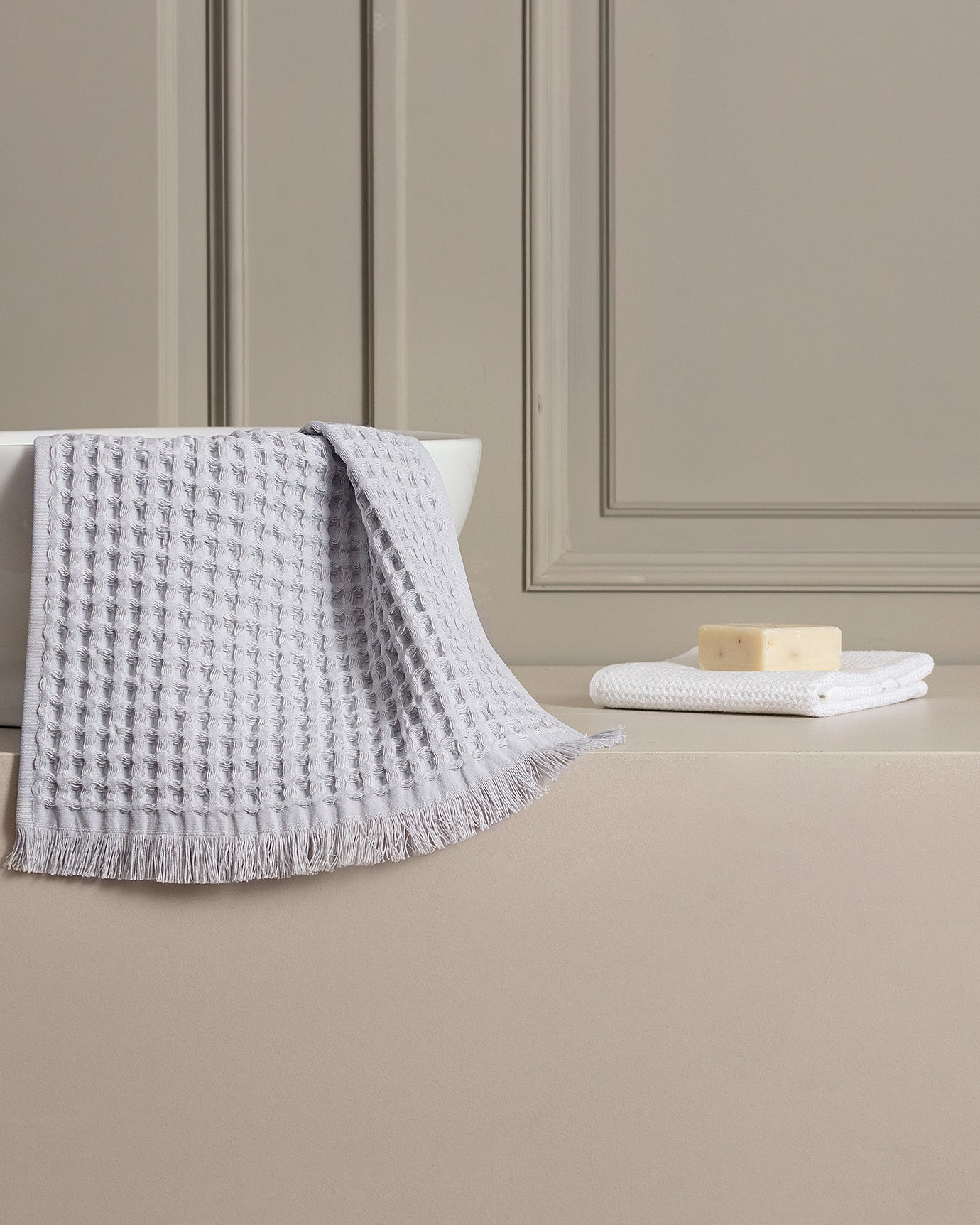 Marlie Hand Towel - Madame Coco JO