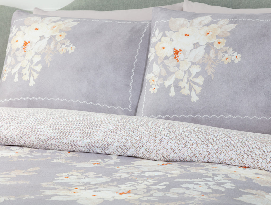 Curtice Double Size Bed Linen Set - Satin Patterned - Madame Coco JO