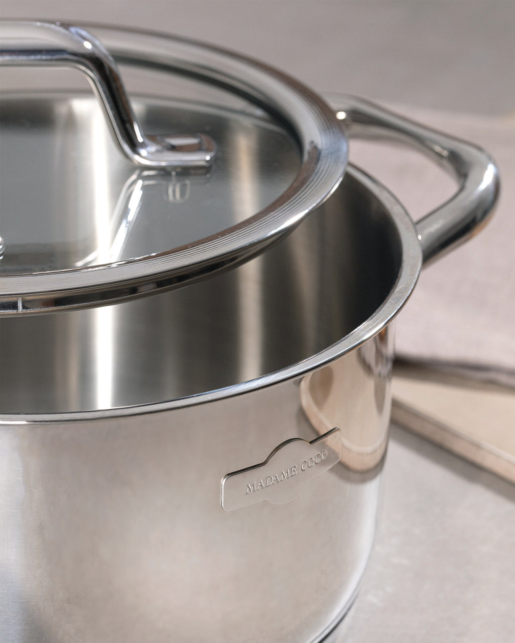 Nova Deep Pot 16 Cm - Madame Coco JO