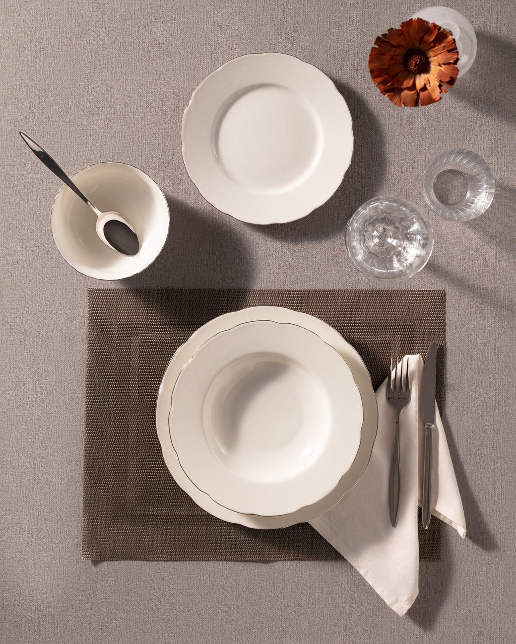 Amabella Dinner Set  24 Pcs - Madame Coco JO