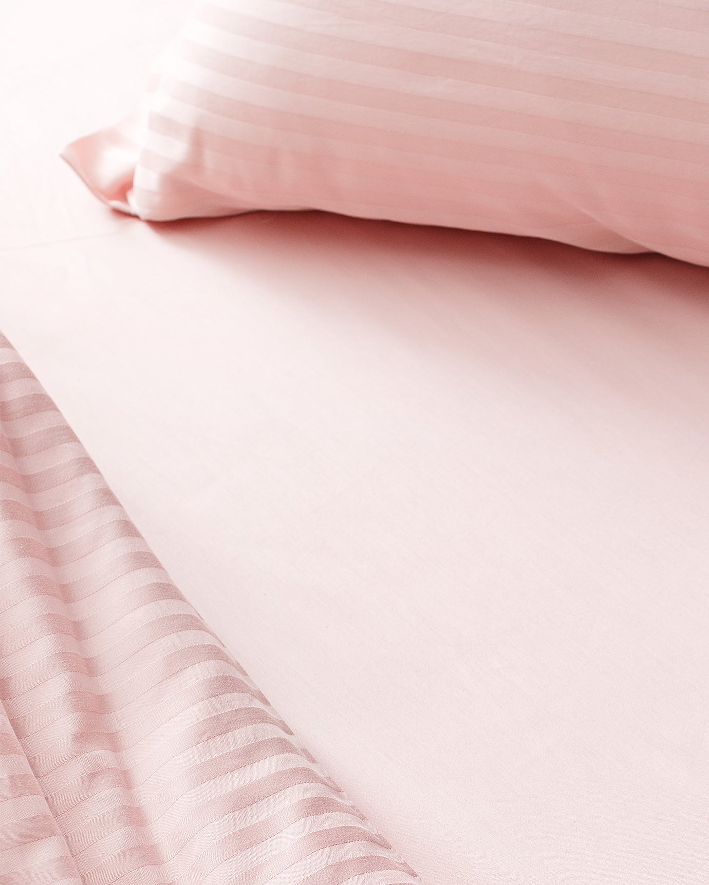 Elicia King Size Striped Satin Duvet Cover Set - Madame Coco JO