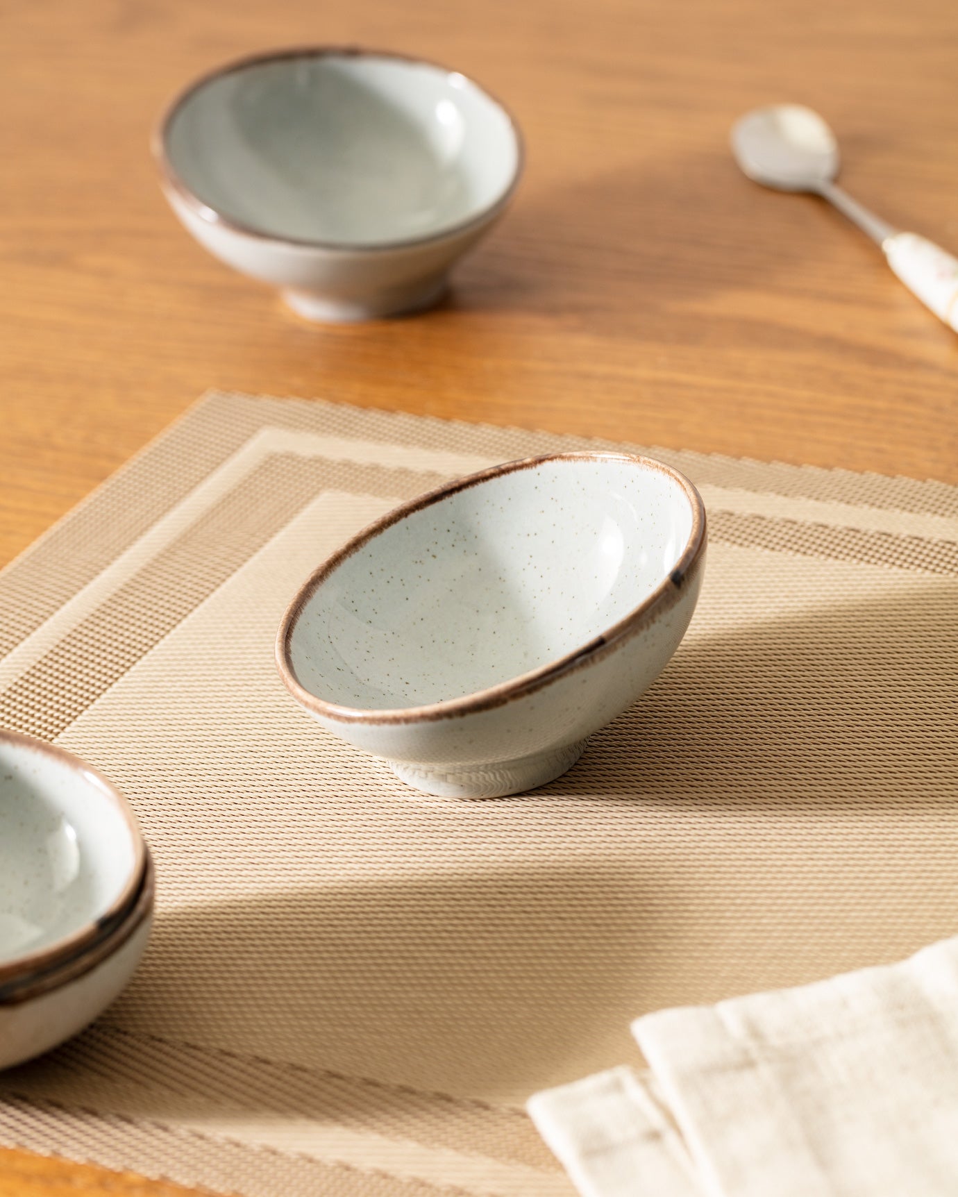 Amorphe Bowl 9 Cm - Madame Coco JO