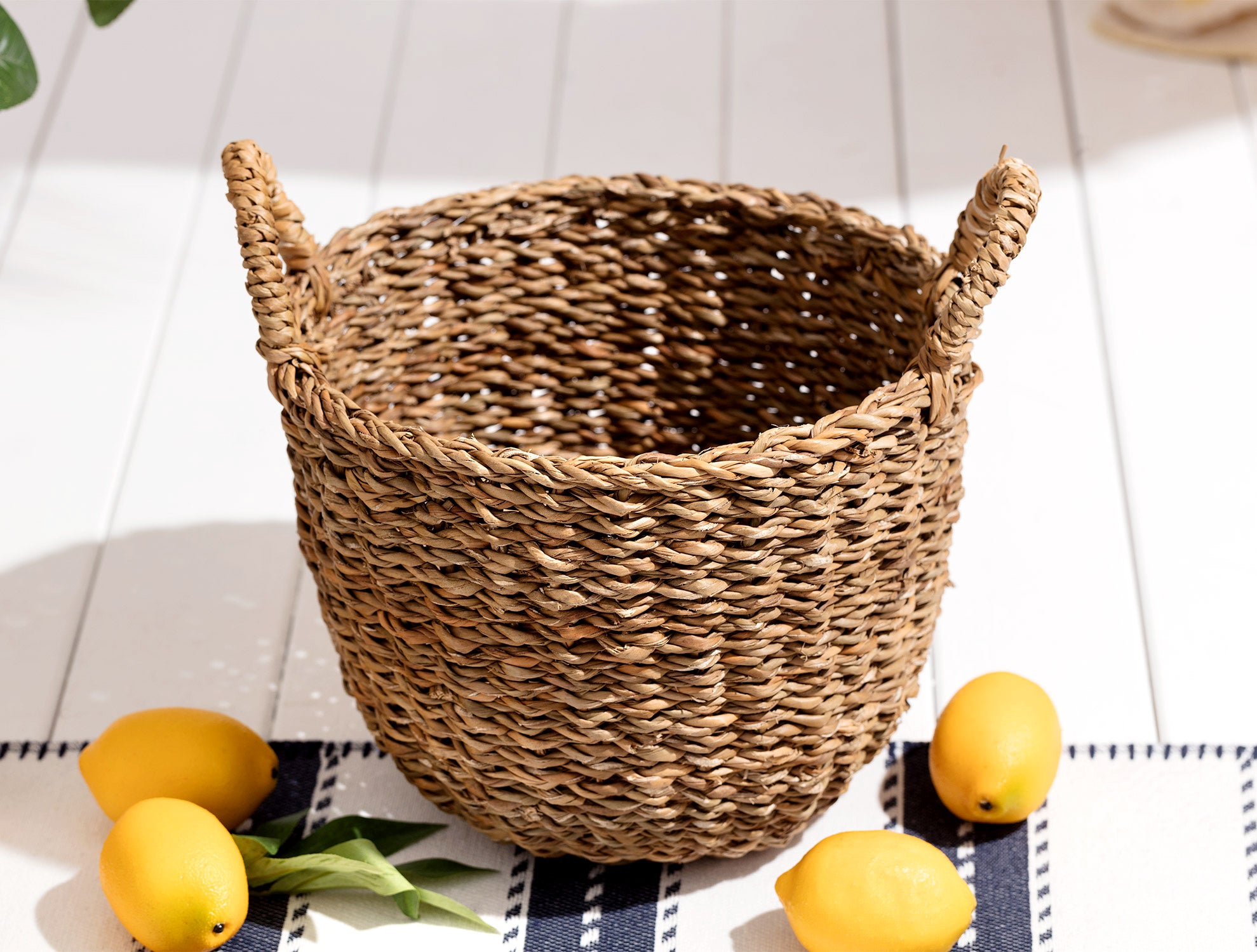 Dorise Medium Wicker Basket - Madame Coco JO