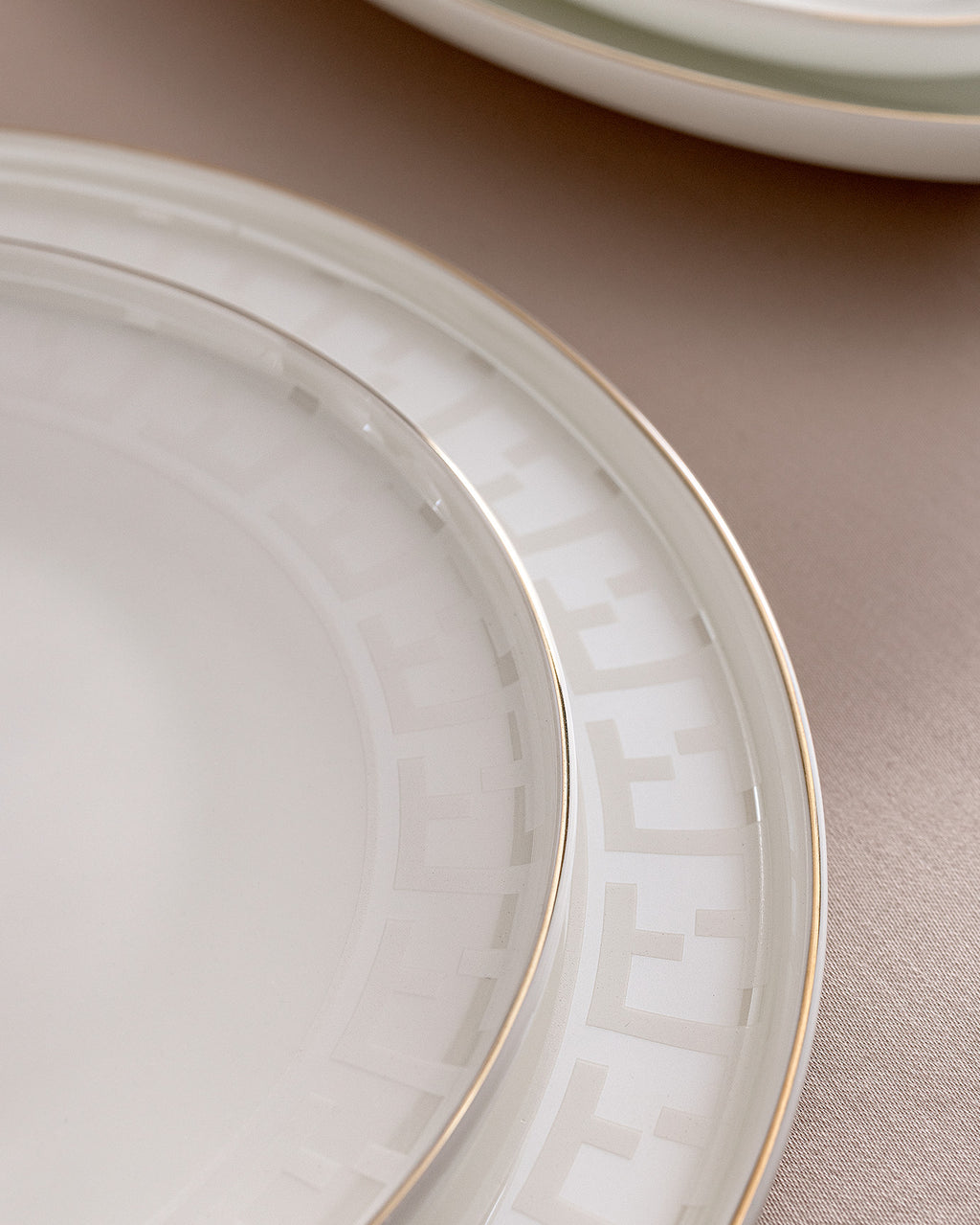 Merlin 56 Piece Dinner Set - Madame Coco JO