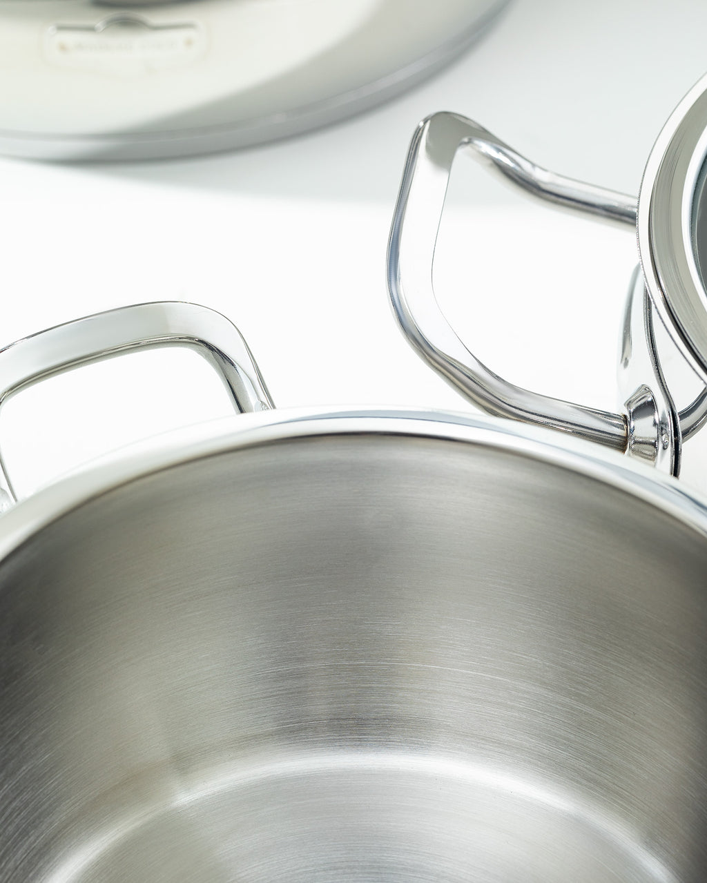 Ellipse 8 Pieces Cookware Set - Madame Coco JO