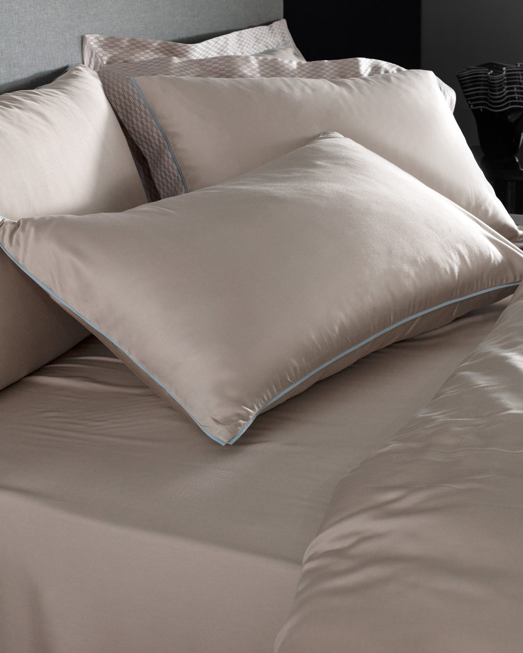 Calore King Size Bamboo Satin Duvet Cover Set - Madame Coco JO