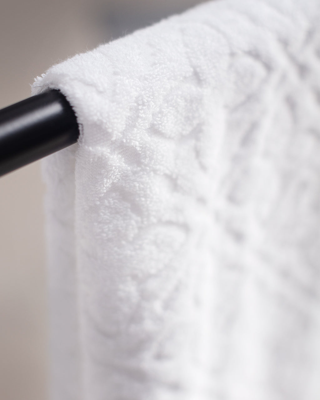 Chance Jacquard Bath Towel - Madame Coco JO