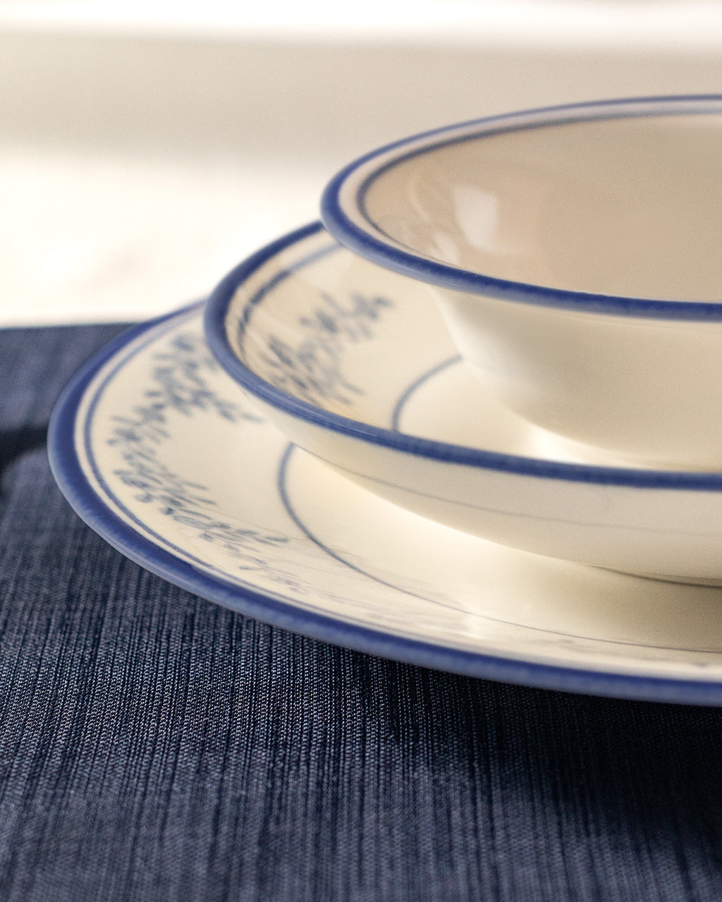 Libero 24 Piece Dinner Set - Madame Coco JO