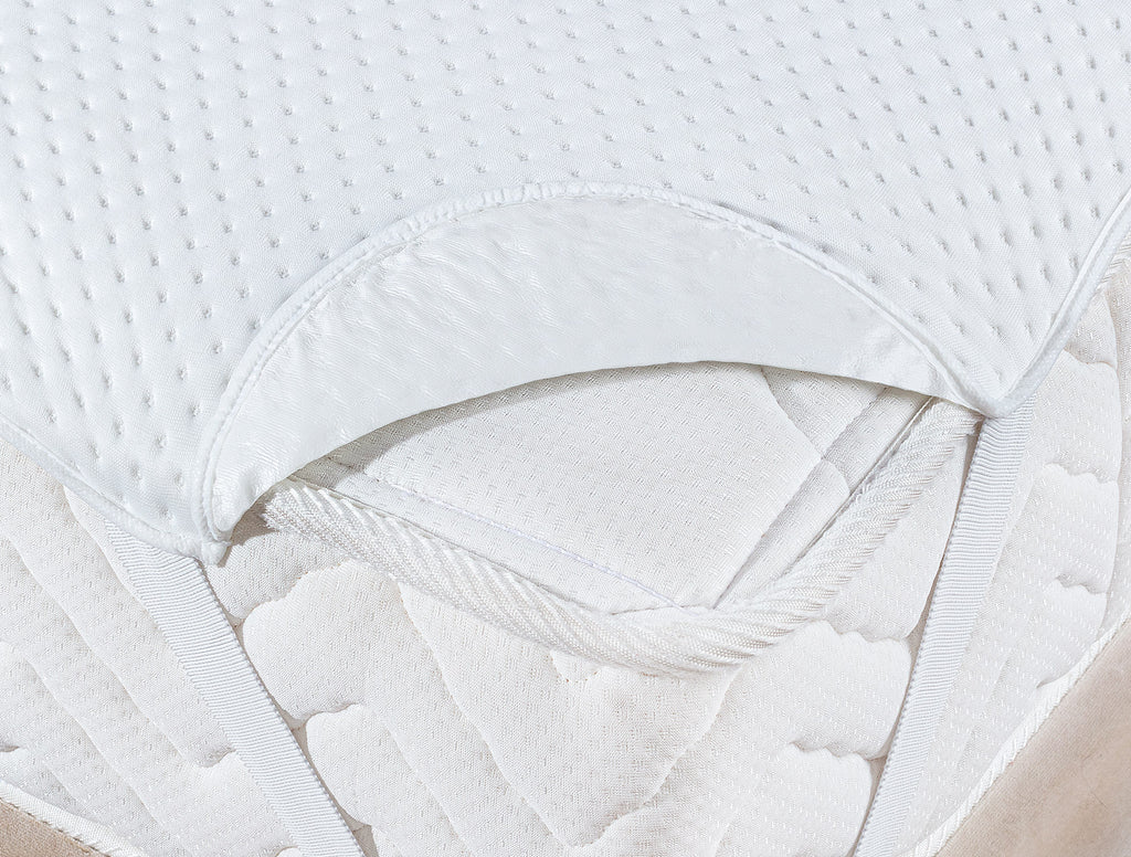 Clarte Waterproof Bed Protector - Madame Coco JO