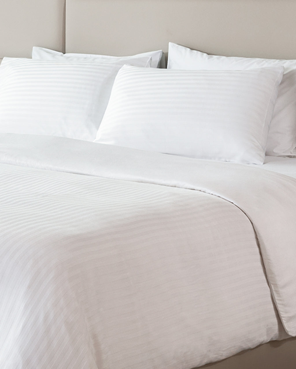 Sibyla Duvet Cover Satin - Madame Coco JO