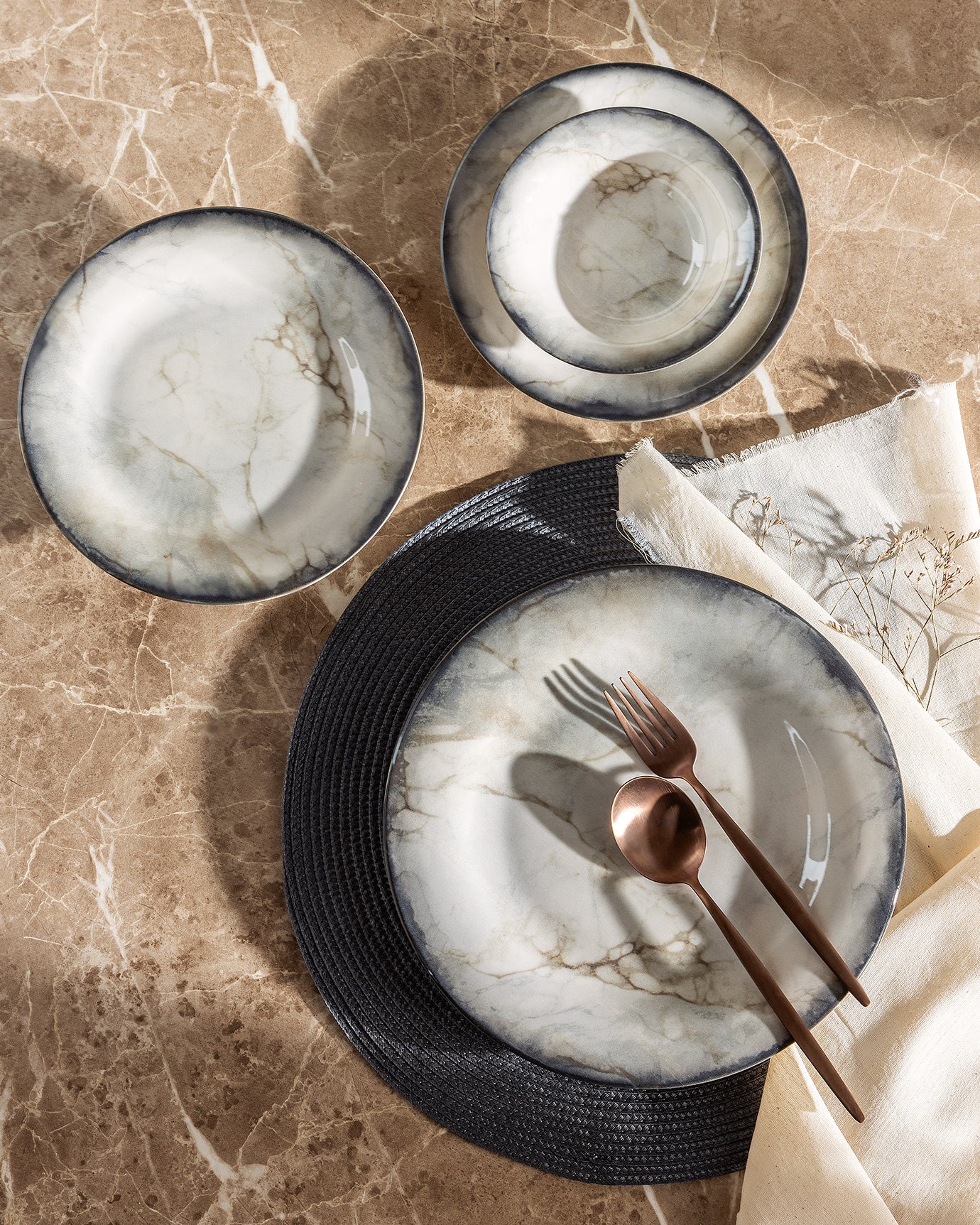 Eliza 24 Piece Dinner Set - Madame Coco JO