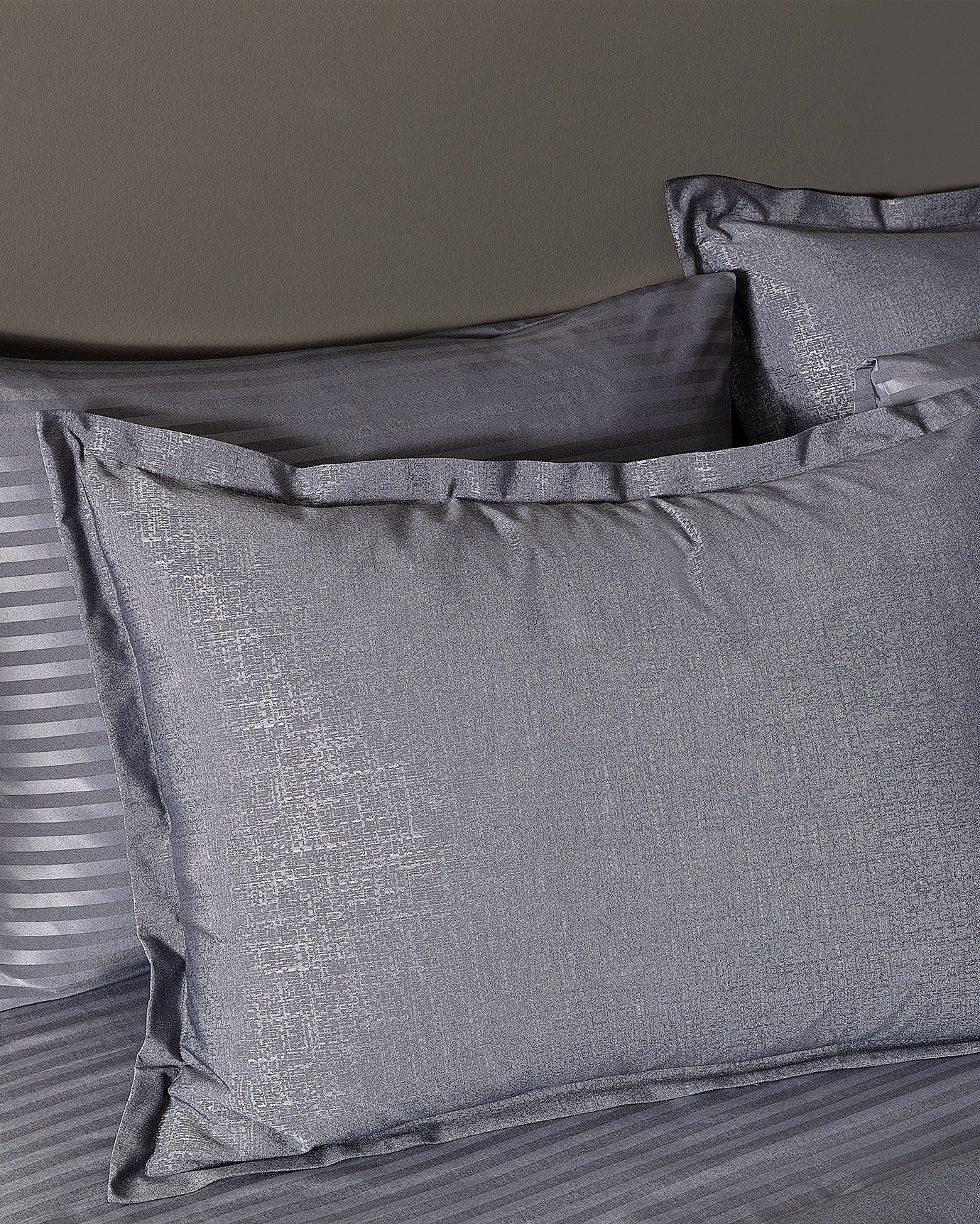 Vézelay Duvet Cover Set - Jacquard Satin - Madame Coco JO