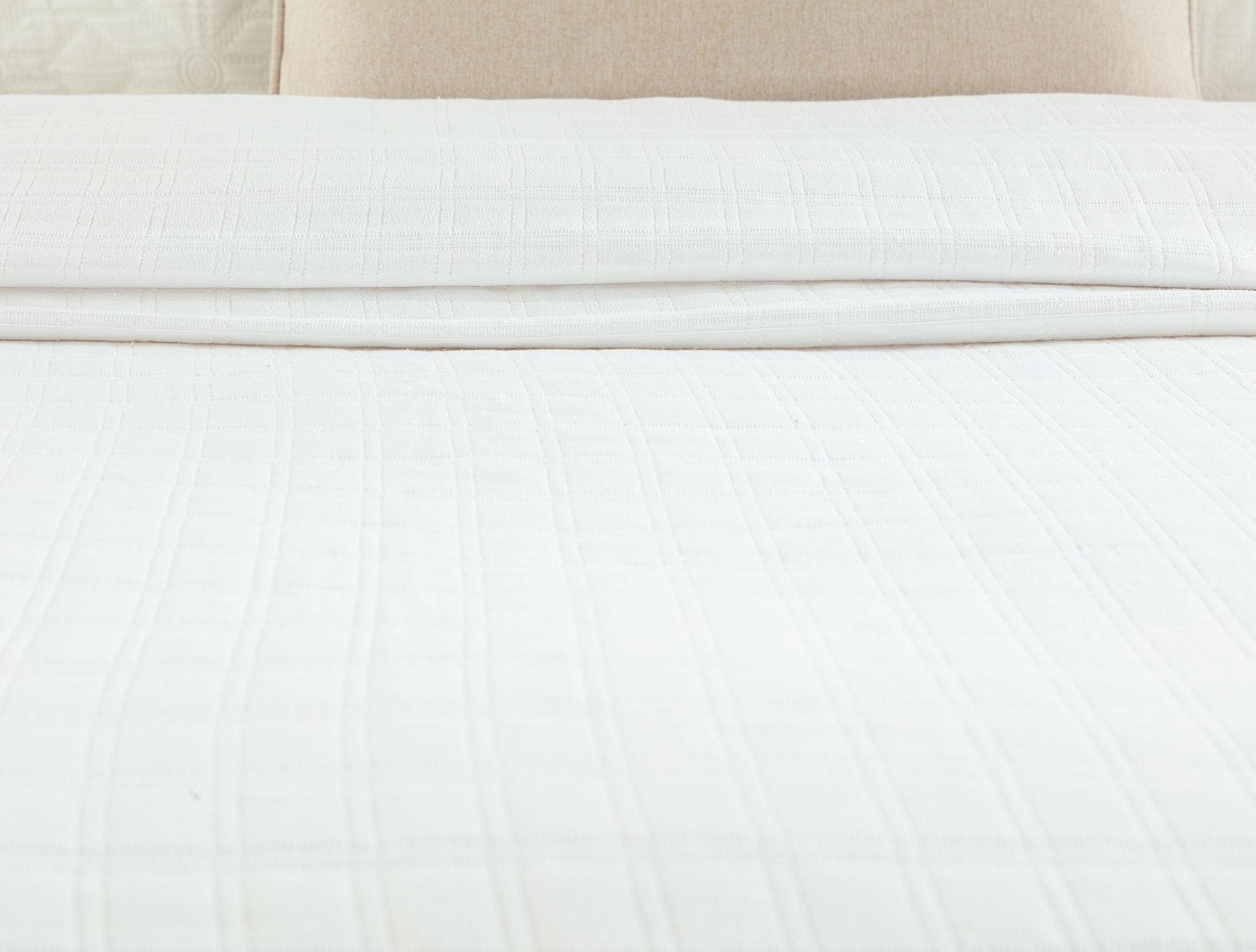 Belle Single Size Coverlet - Madame Coco JO