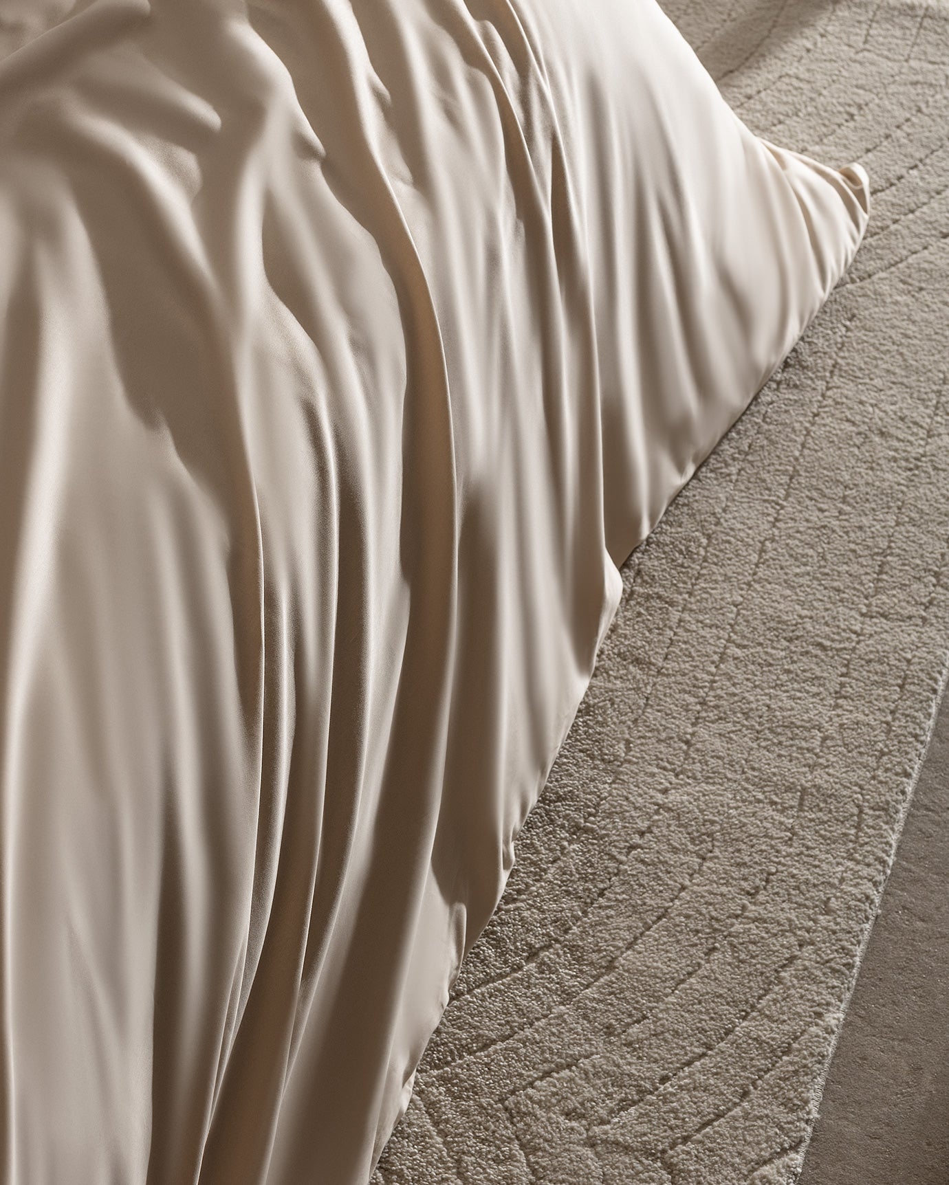 Bern King Size Printed Satin Duvet Cover Set - Madame Coco JO