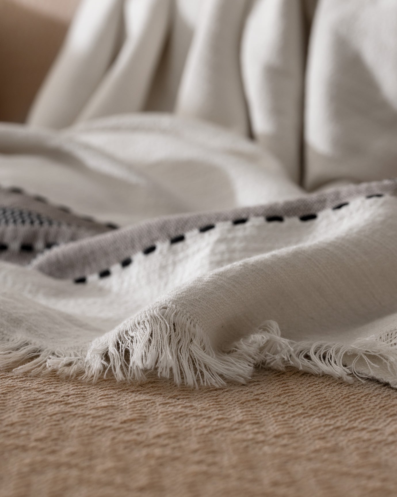 Flamme Throw - Madame Coco JO