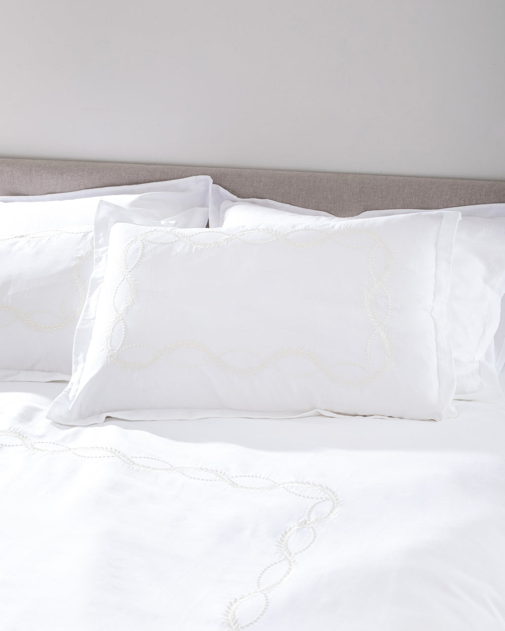 Marguerite King Size Duvet Cover Set - Embroidered - Satin - Madame Coco JO