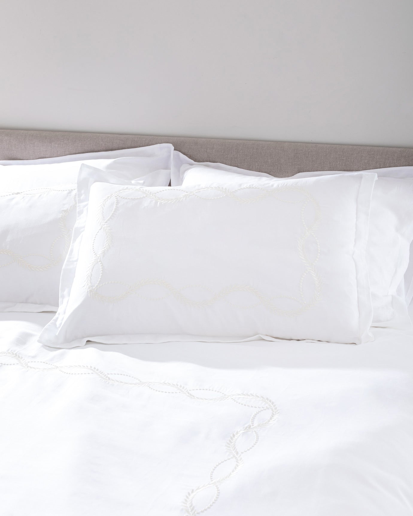 Marguerite King Size Duvet Cover Set - Embroidered - Satin - Madame Coco JO