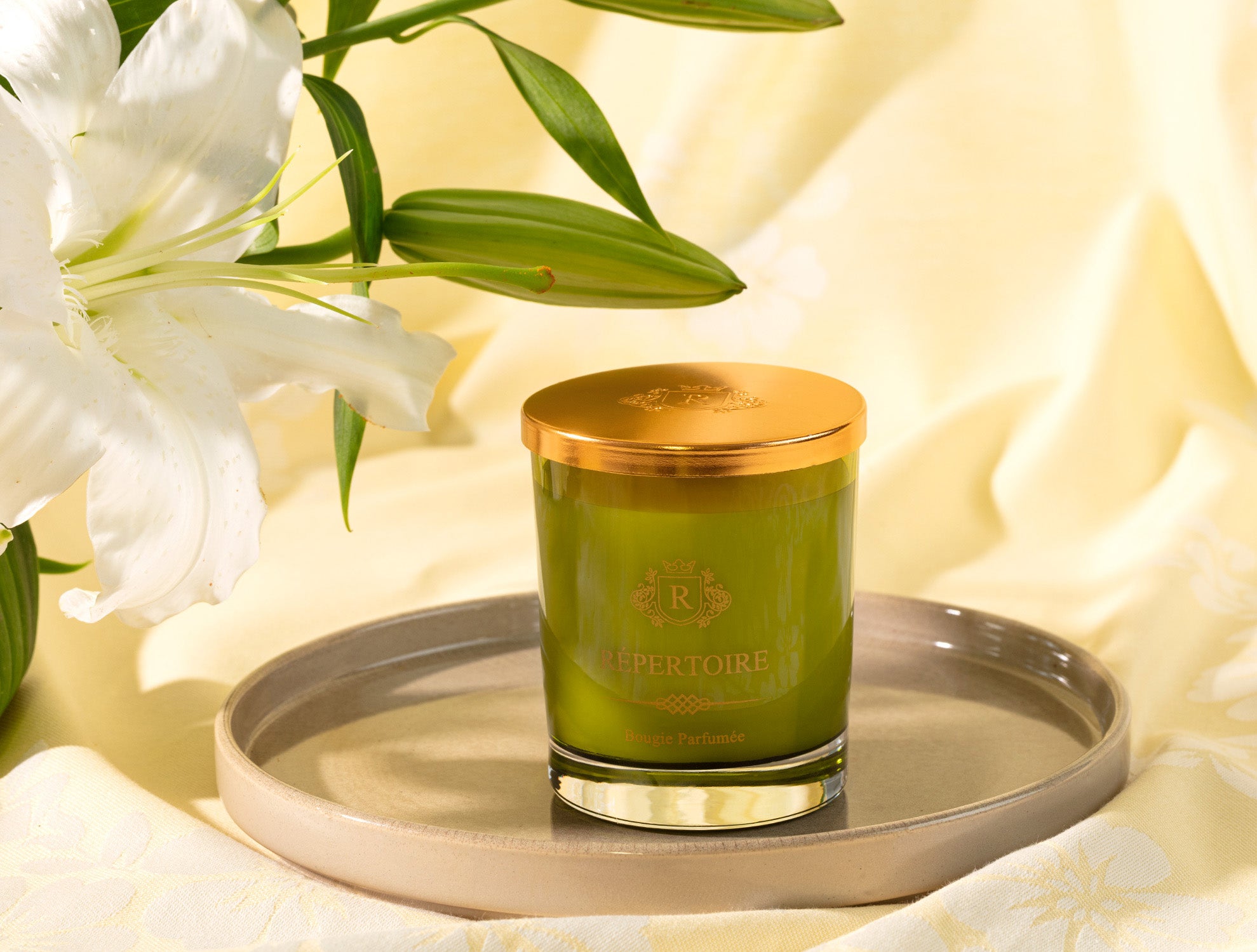 Répertoire Scented Wooden Wick Glass Candle - Madame Coco JO