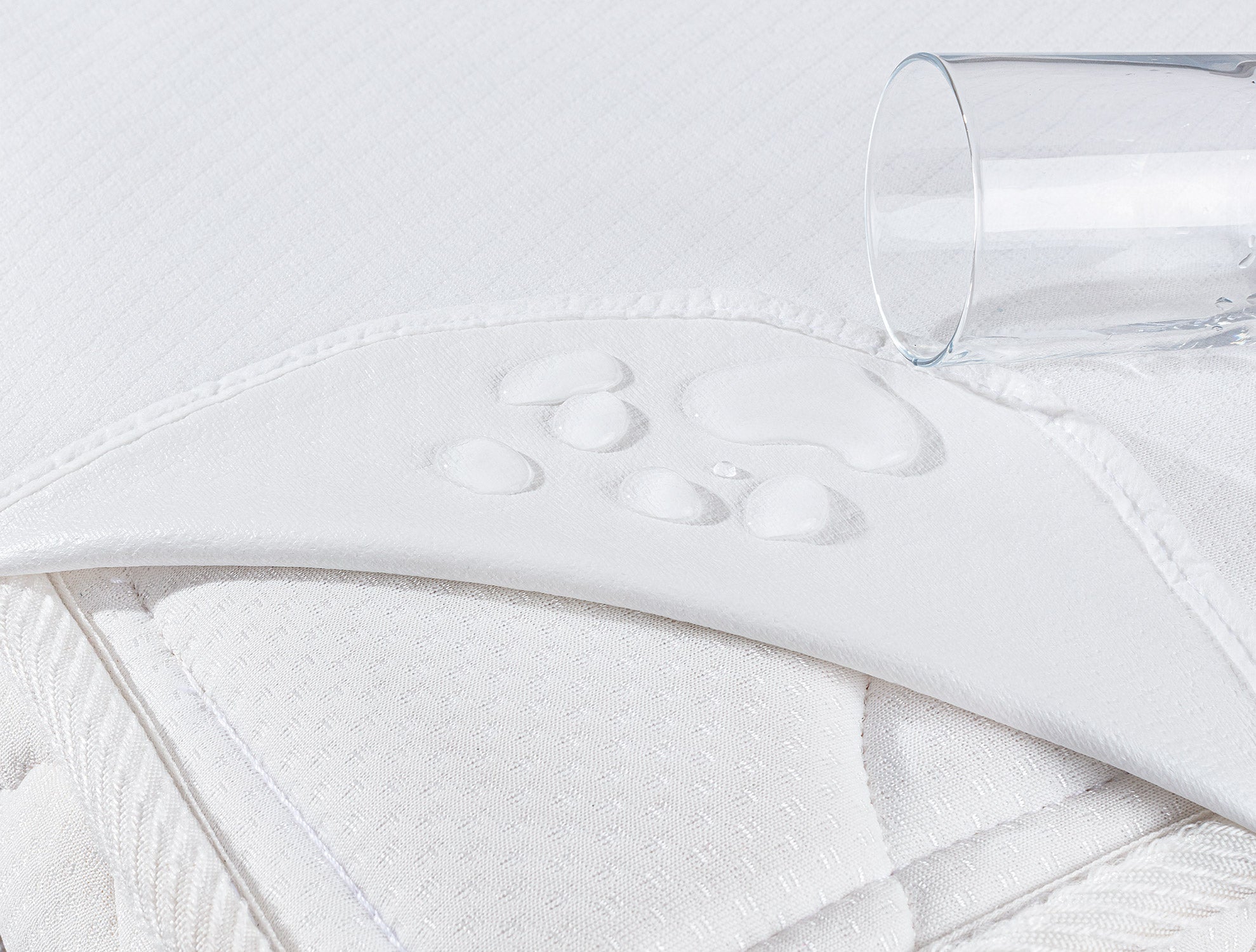 Flore Waterproof Bed Protector - Madame Coco JO