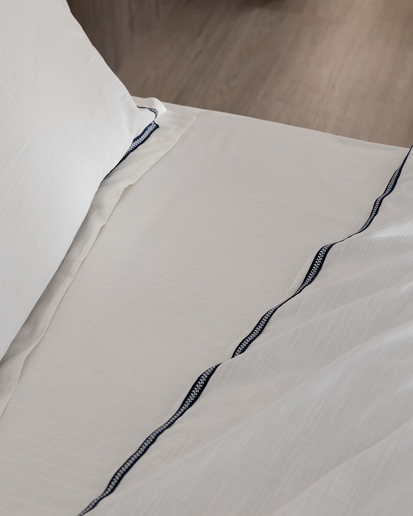 Tina King Size Linen Look Washed Duvet Cover Set - Madame Coco JO