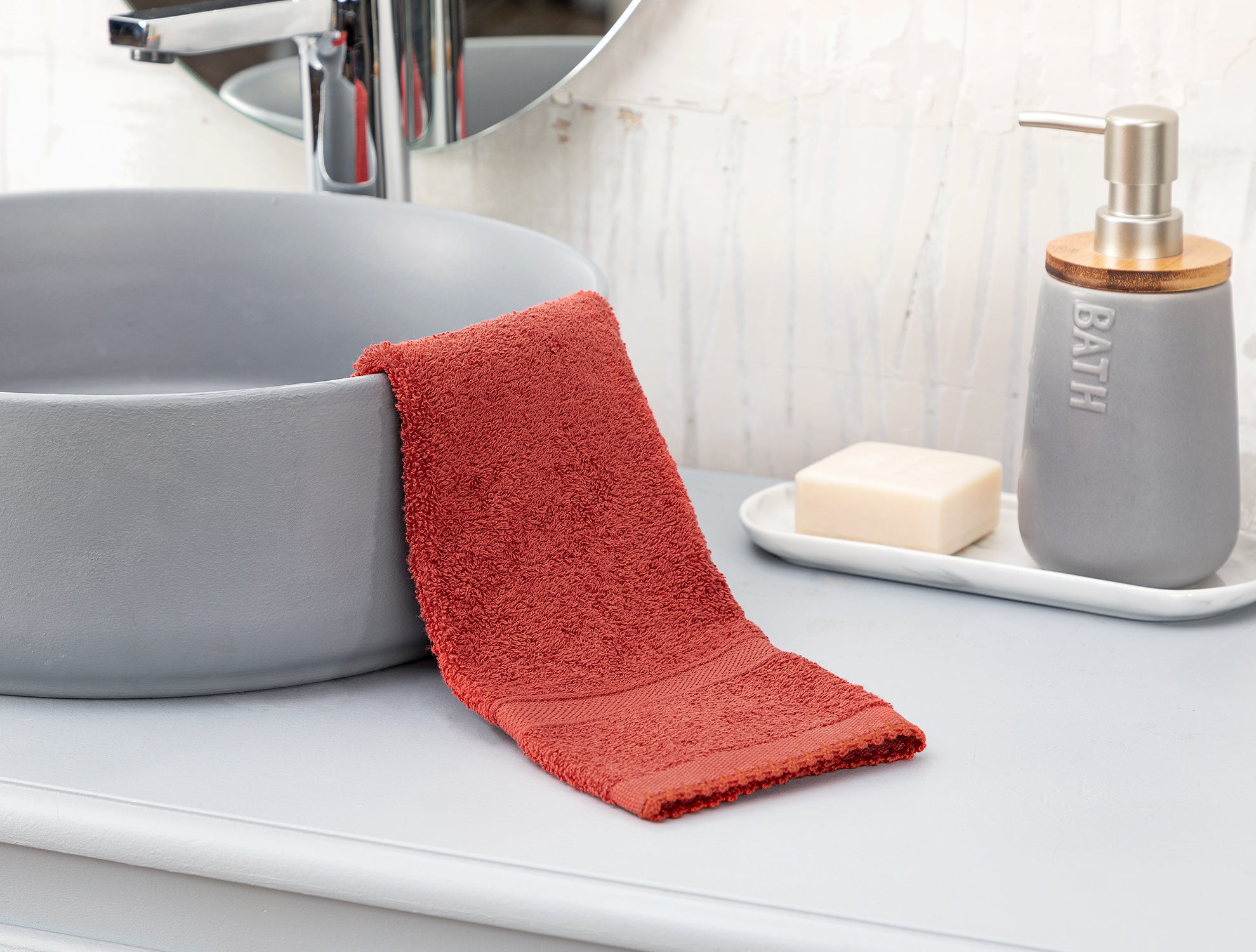 Leuven Hand Towel - Madame Coco JO