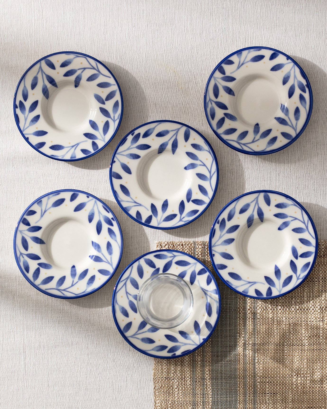 Luxe  Bifurquer 6-piece Tea Glass Saucer Set - Madame Coco JO