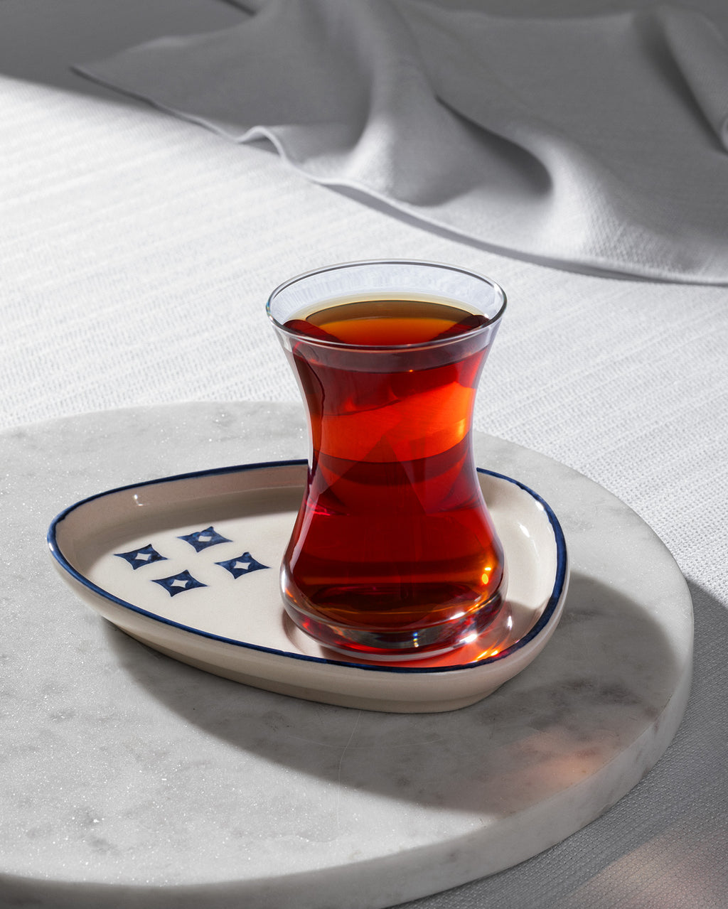 Vie Rouge Bourges 4-piece Tea Set - Madame Coco JO