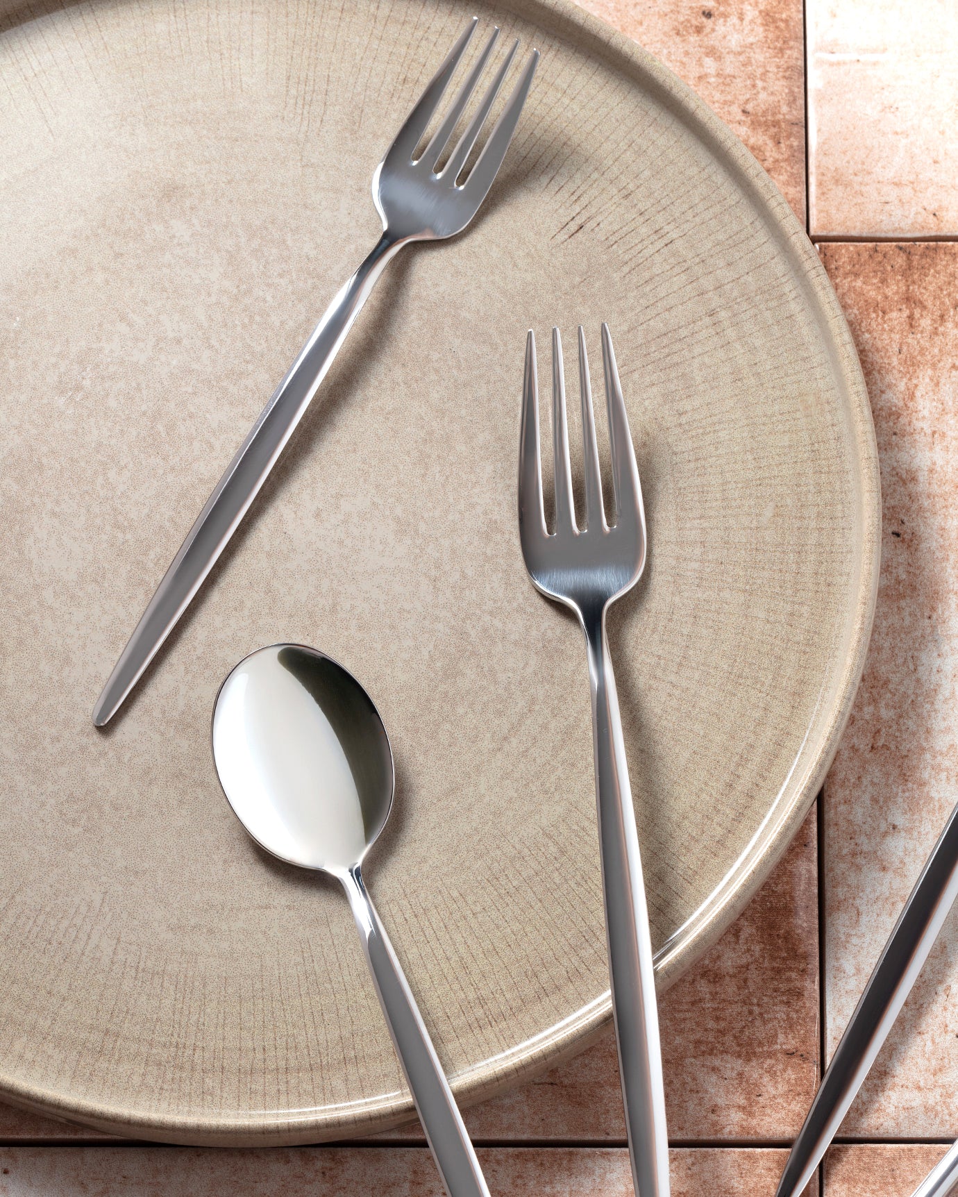Freya 84 Pcs Cutlery Set - Madame Coco JO