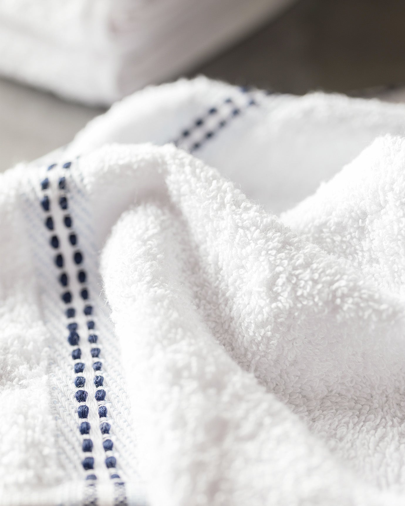 Fanya 4 Pack Hand Towel - Madame Coco JO