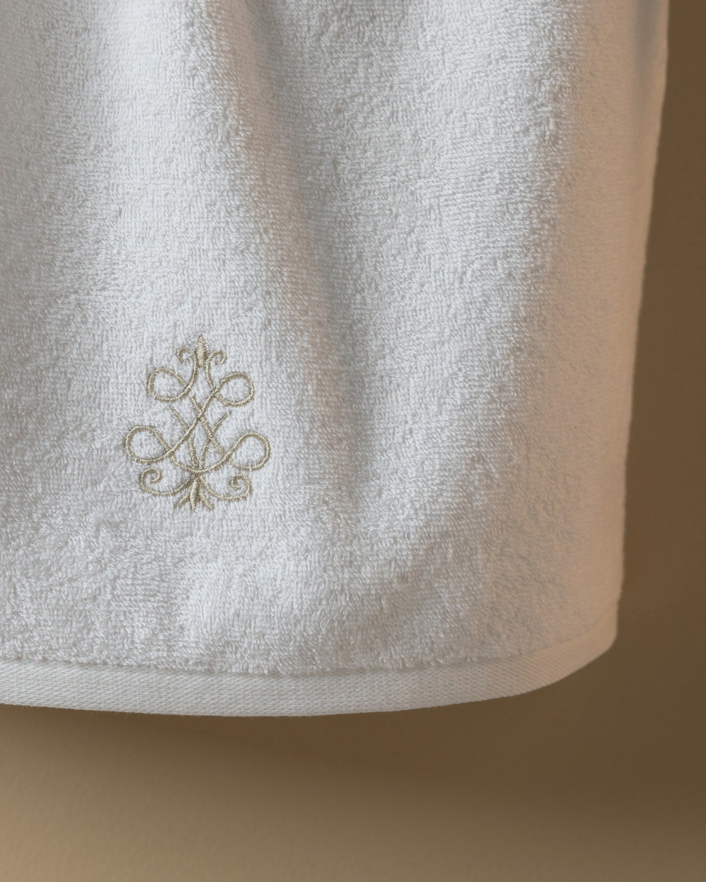 Marene    Embroidered Face Towel - Madame Coco JO