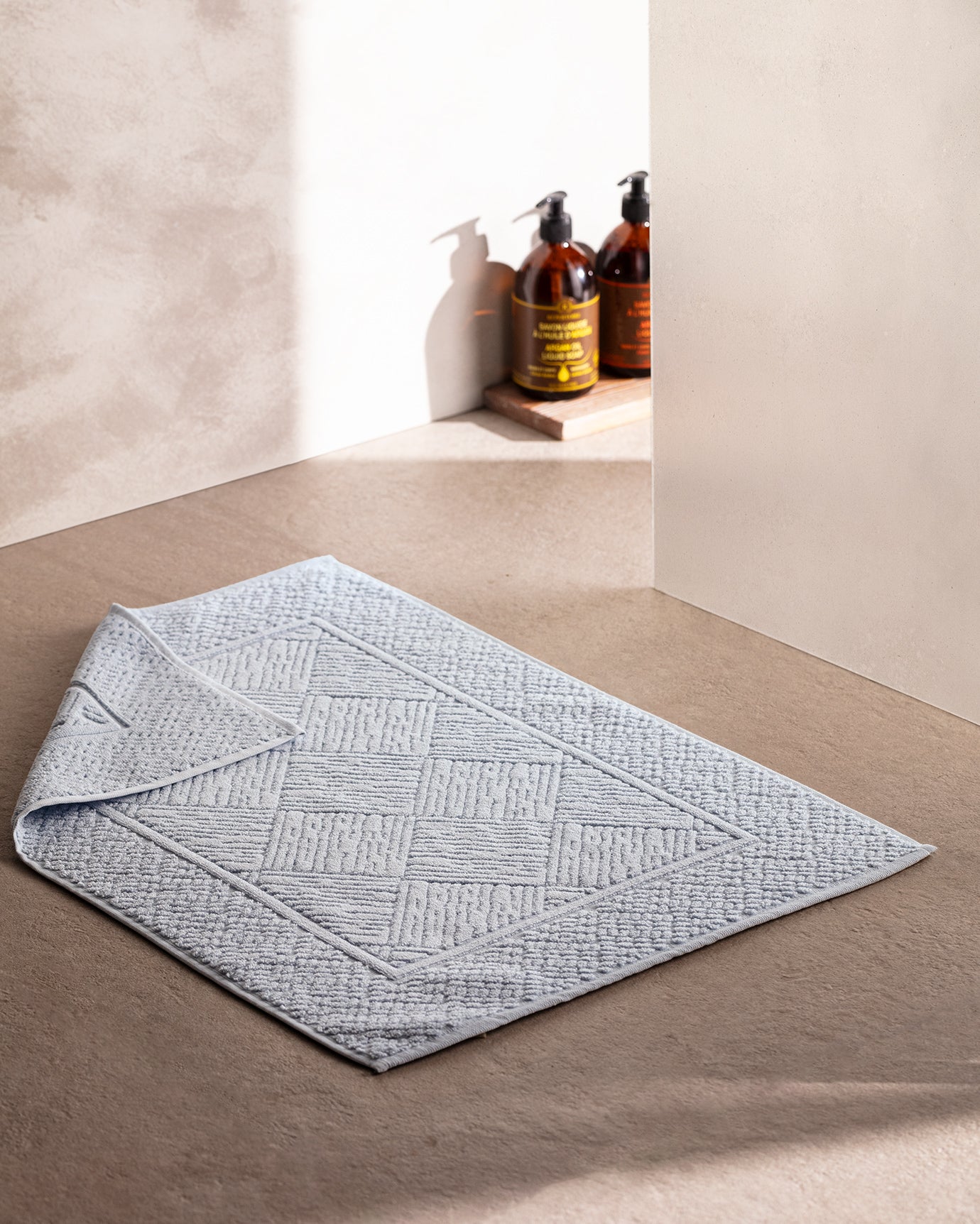 Sylvie Foot Towel - Madame Coco JO