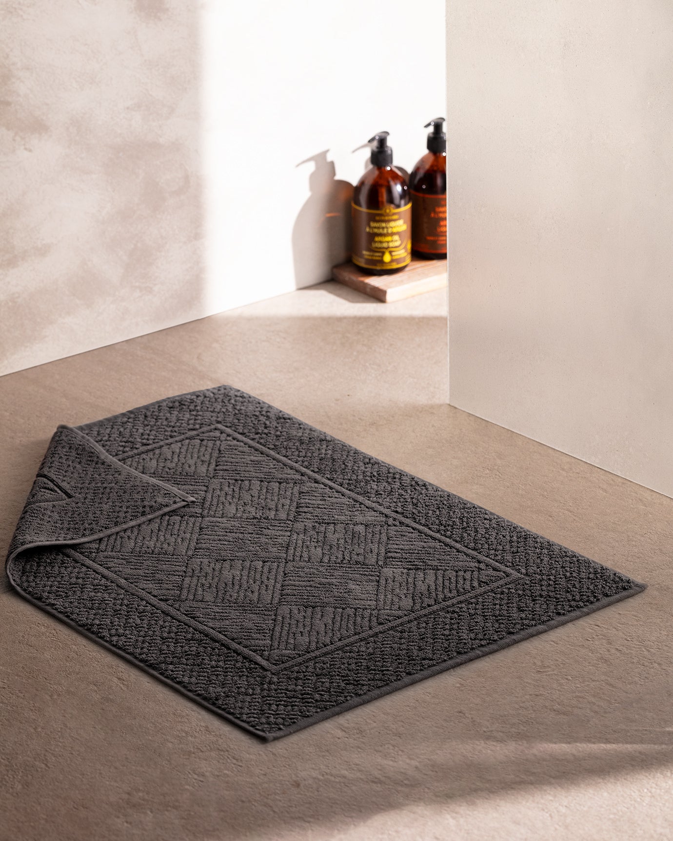 Sylvie Foot Towel - Madame Coco JO